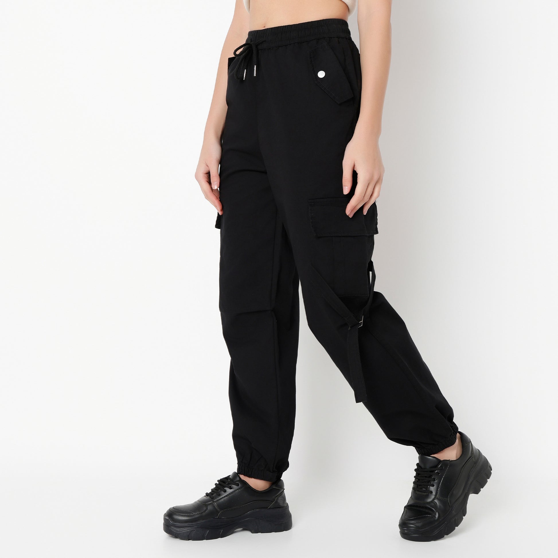 Relaxed Fit Solid Ankle Length High Rise Pants