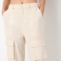 Betty Fashion Pants with Patch Pockets