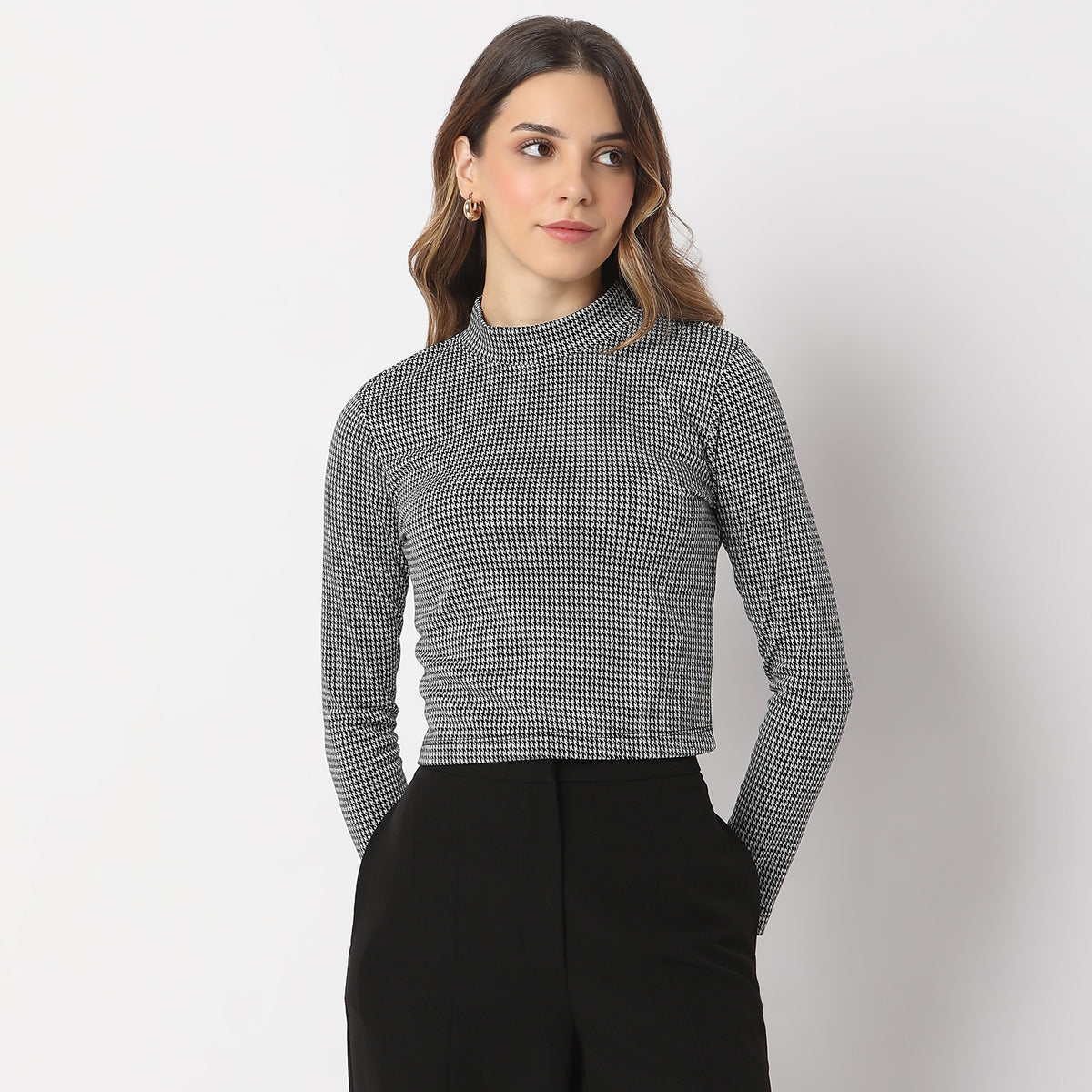 Fitted Houndstooth Mock Turtle Neck Full Sleeve T-Shirt