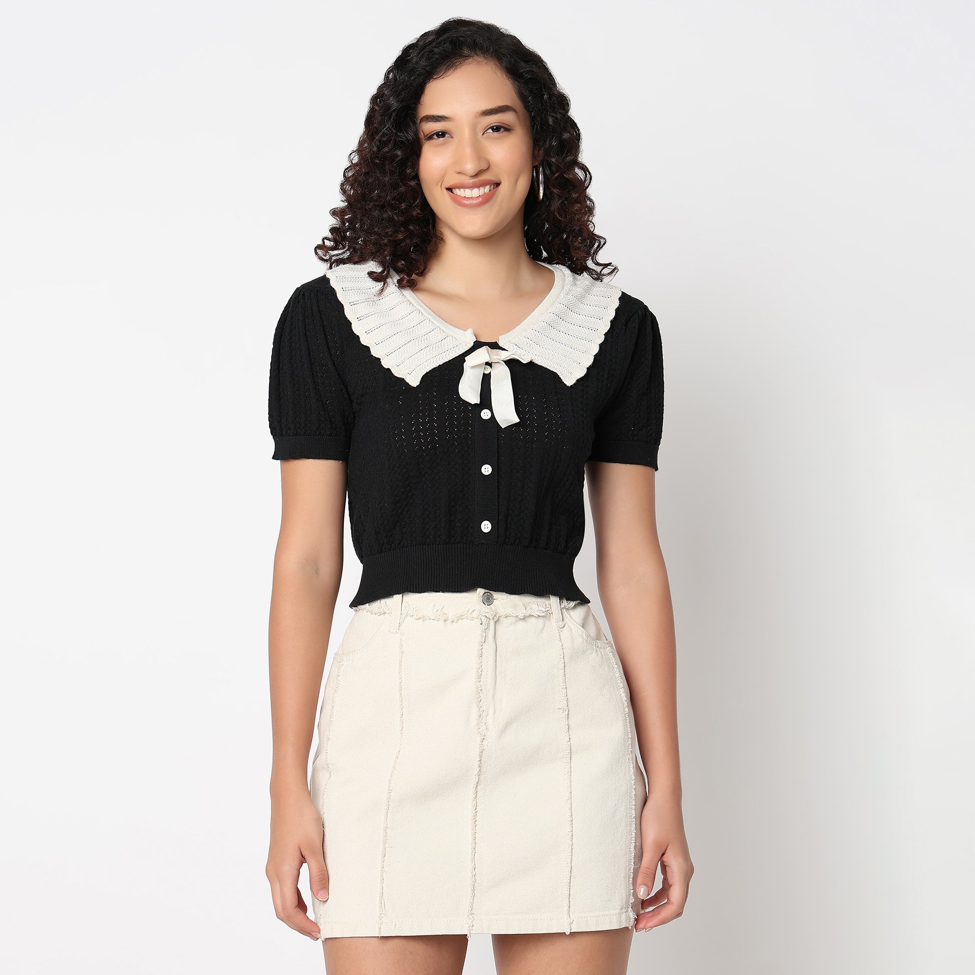 Betty Peterpan Collar Fashion T-Shirt