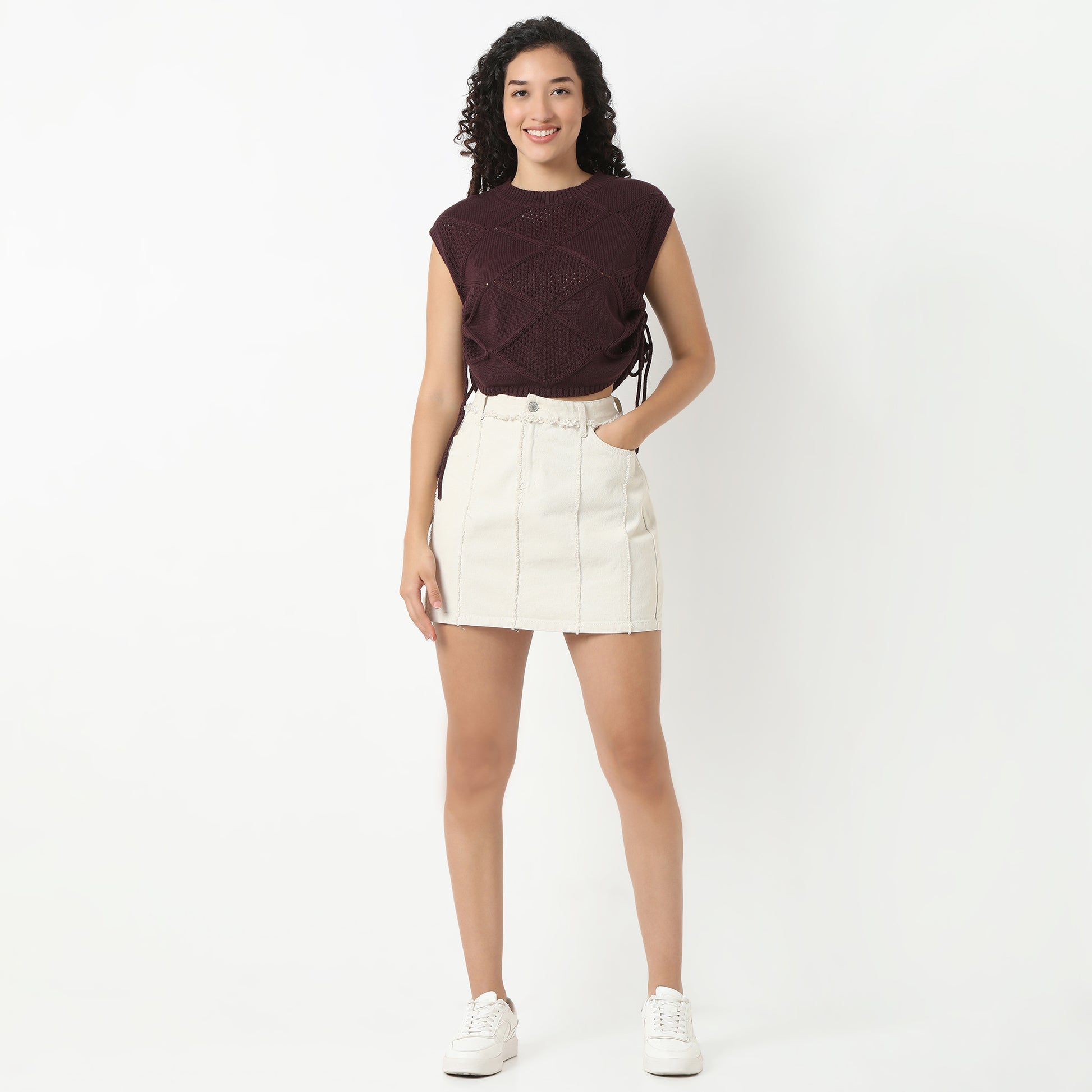 Betty Relaxed Fit Fashion T-Shirt with Extended Sleeves