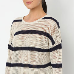 Women Round Neck Cropped Full Sleeve Structured Boxy Fit Young Fashion T-Shirt