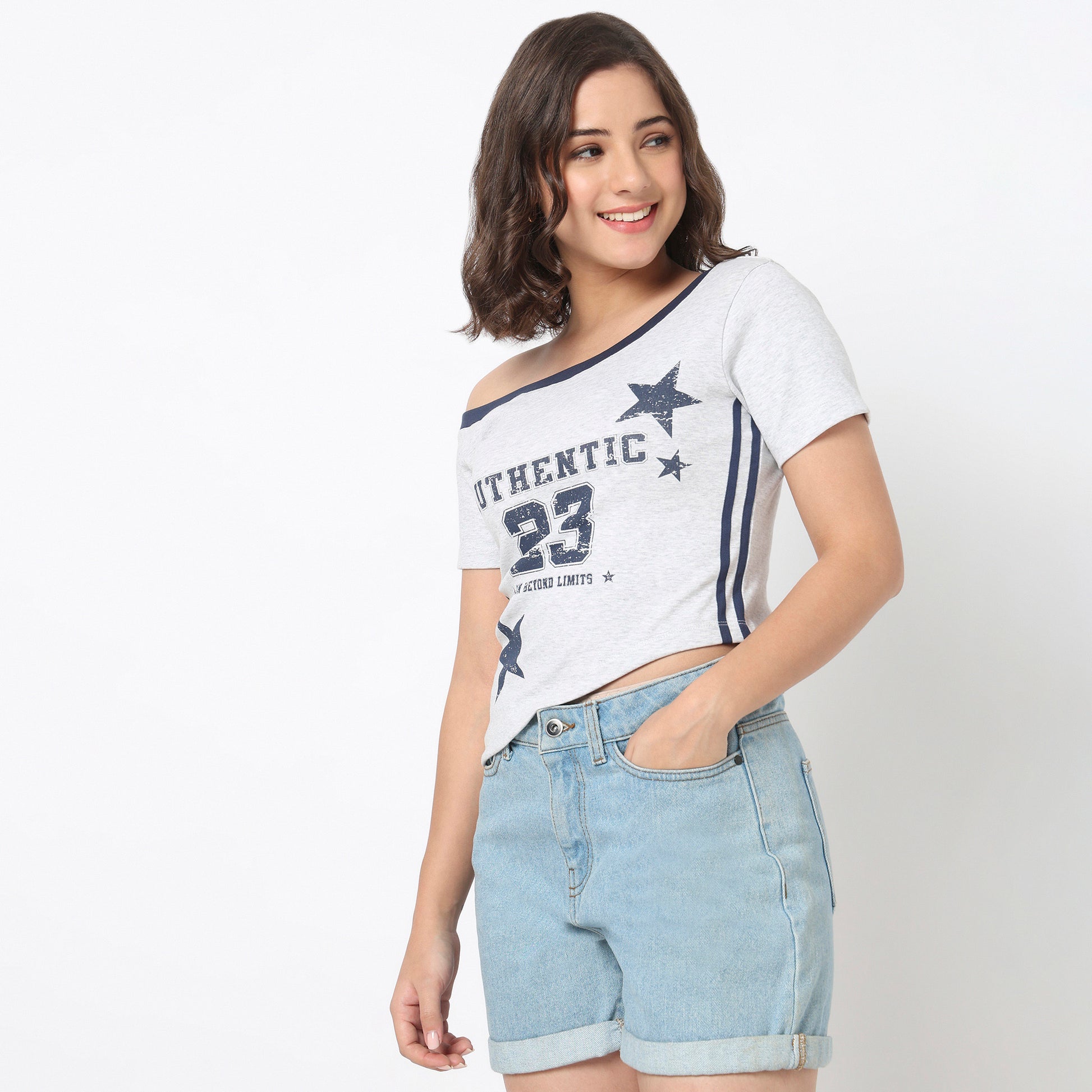 Crew Neck Graphic T-Shirt