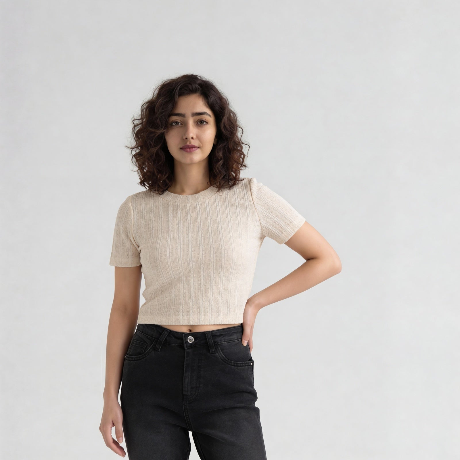 Knitted Solid Slim Fit Crop T-Shirt