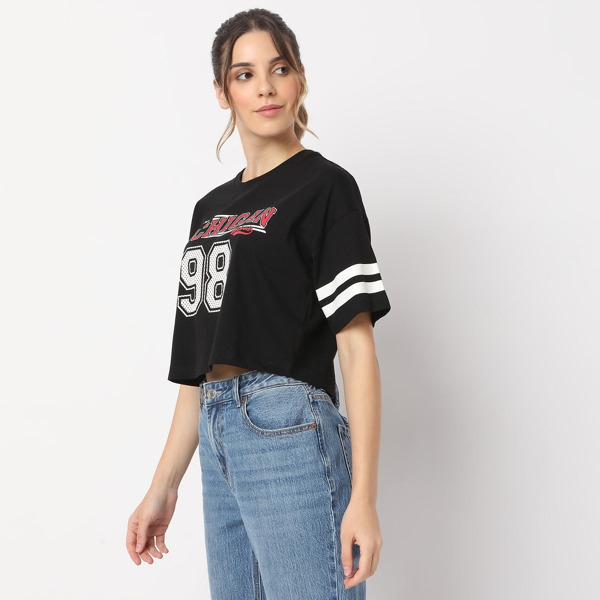 Boxy Fit Graphic Knit Crop T-Shirt