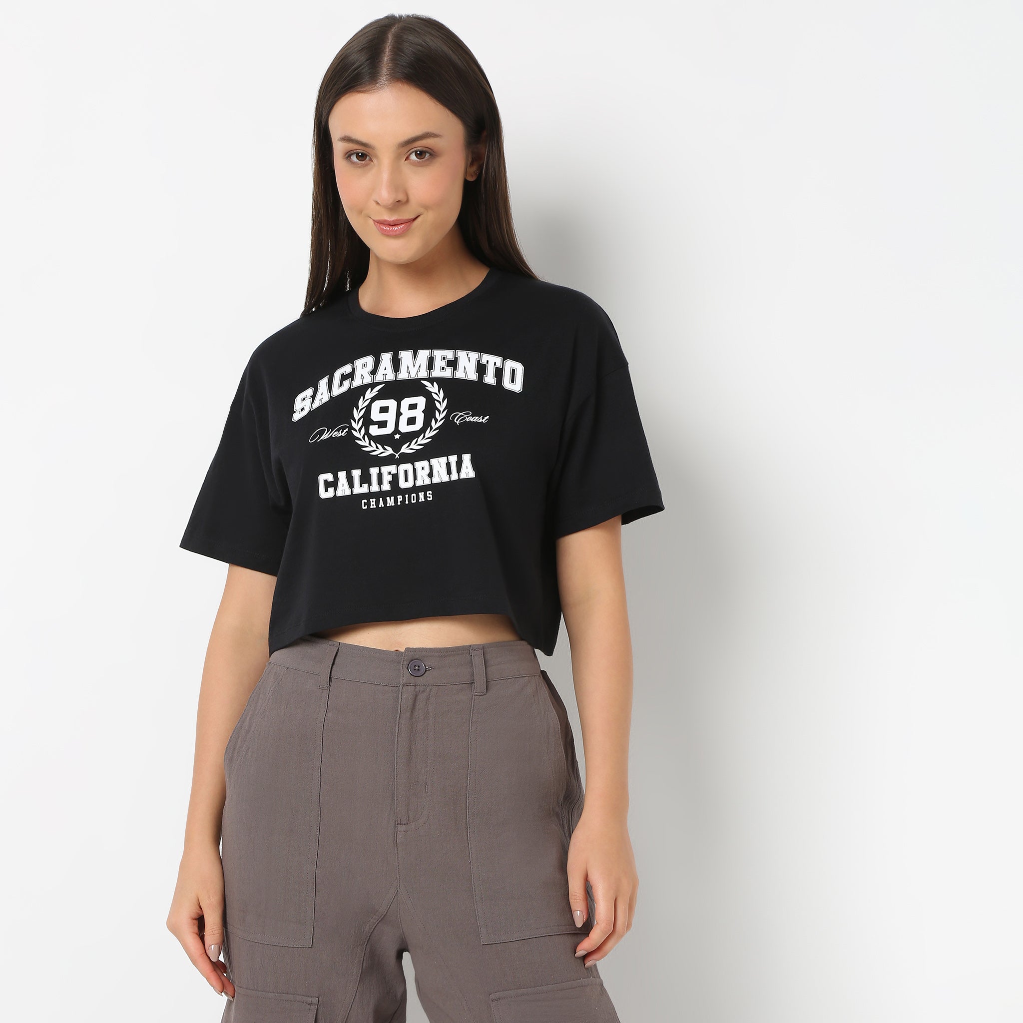 Women Graphic Round Neck Cropped Boxy Fit Young Graphc T-Shirt