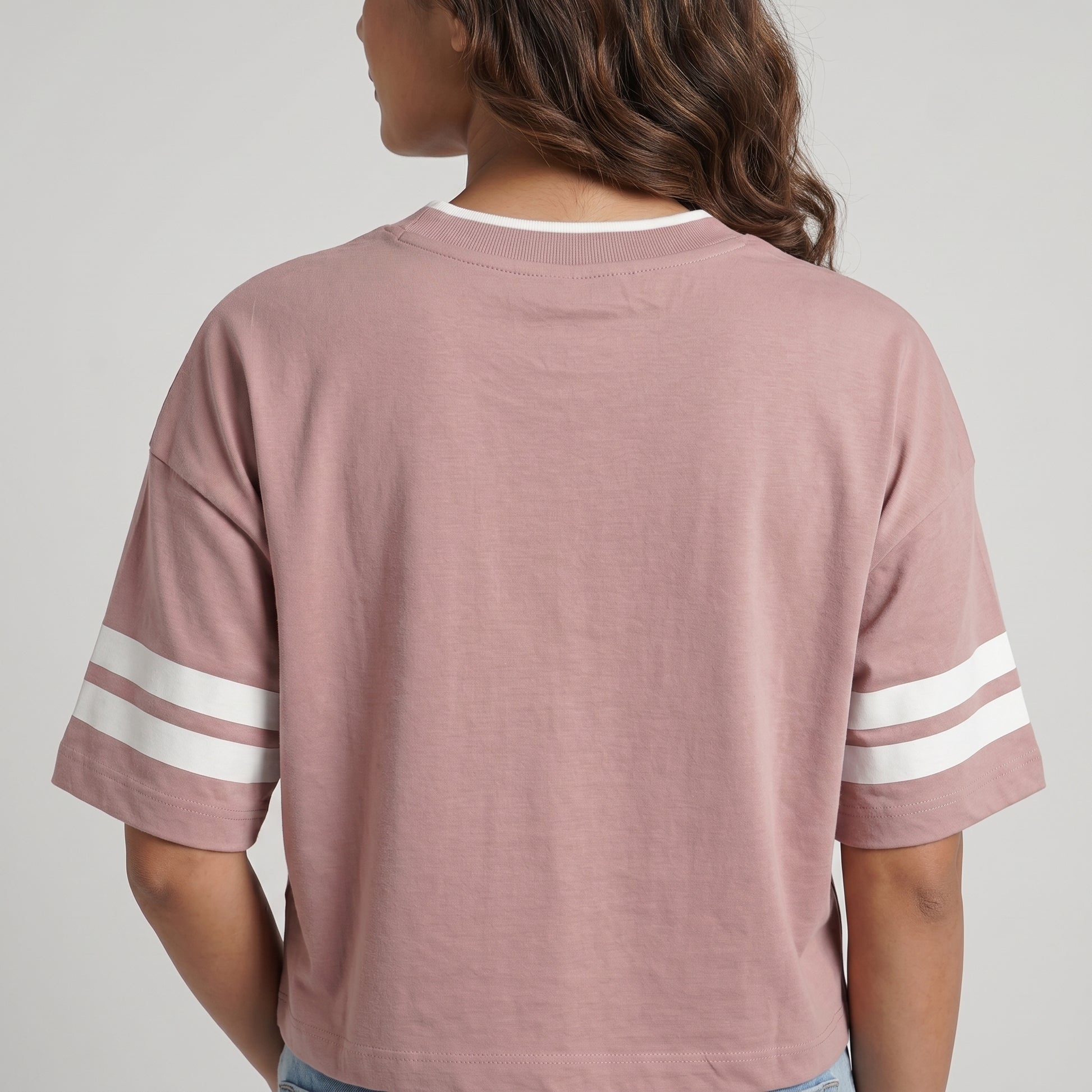 Cotton Graphic V-Neck Crop T-Shirt