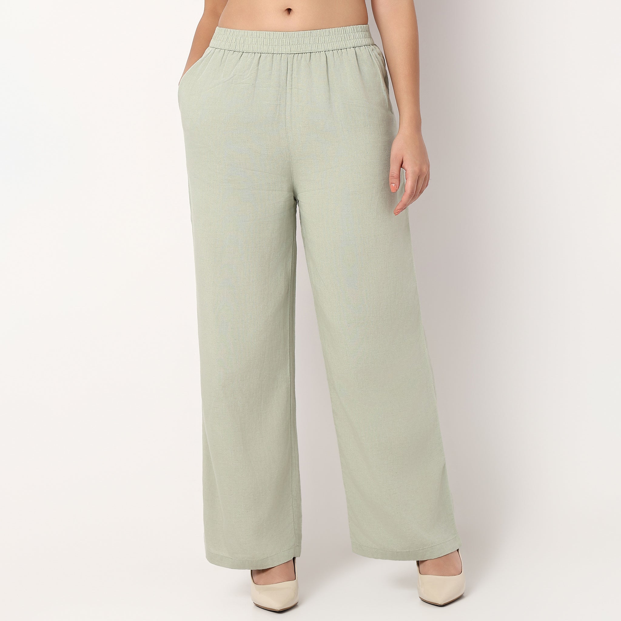 Relaxed Fit High Rise Palazzo With Scallop Hem