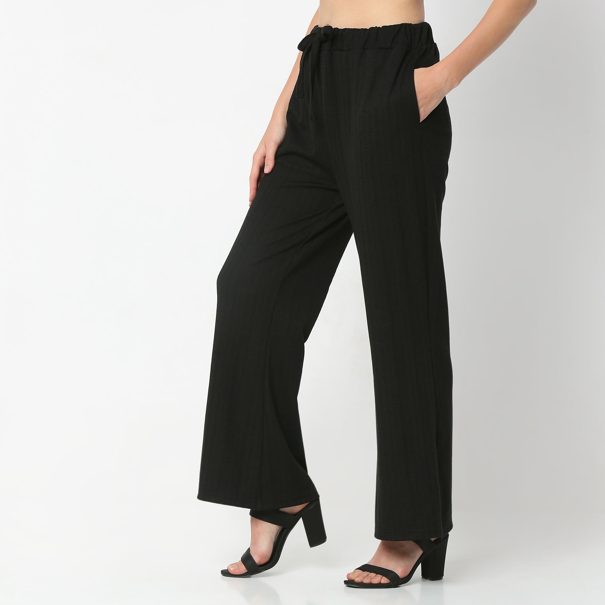 Relaxed Fit Solid Ankle Length High Rise Palazzos