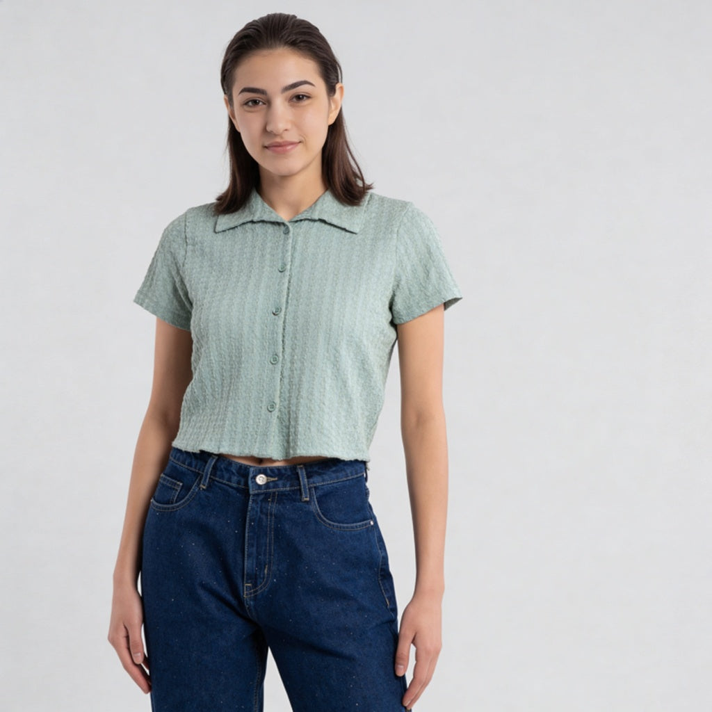 Knitted Solid Crop Shirt