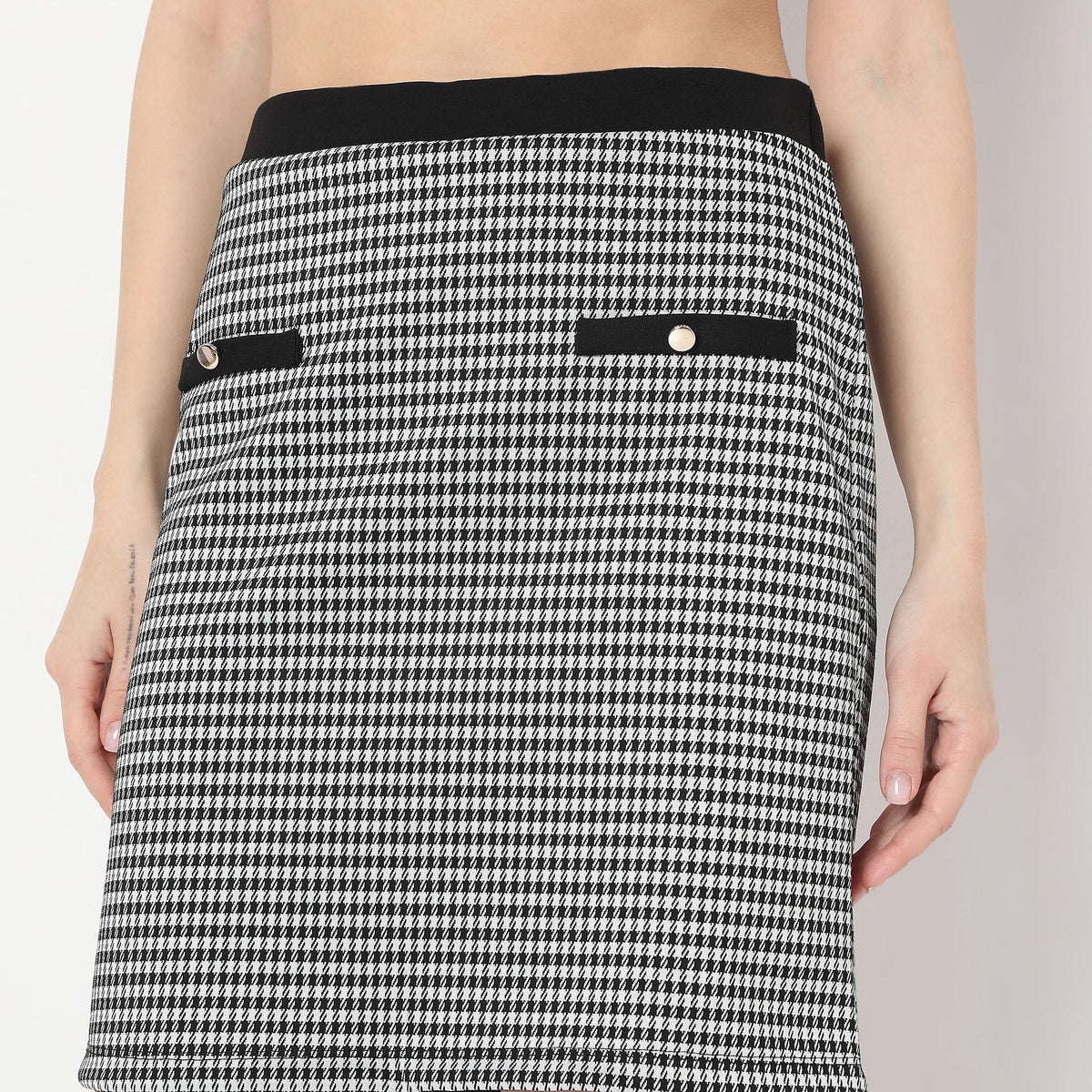 Houndstooth Checkered Above Knee Front Pockets with Button Mini Skirt