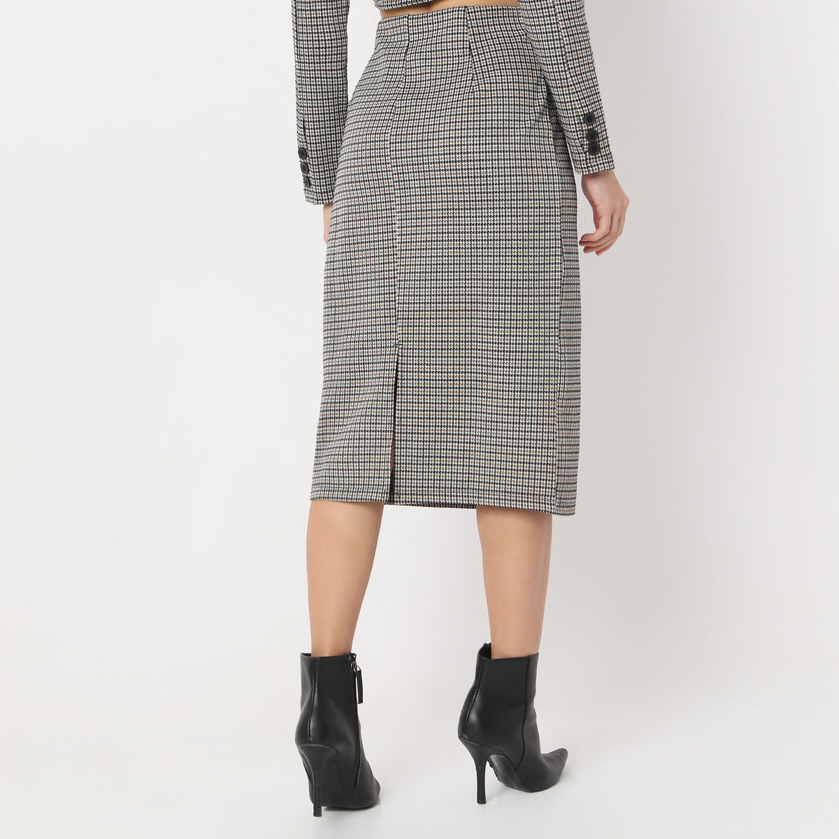 Checkered Calf Length Betty Casual Short Skirt