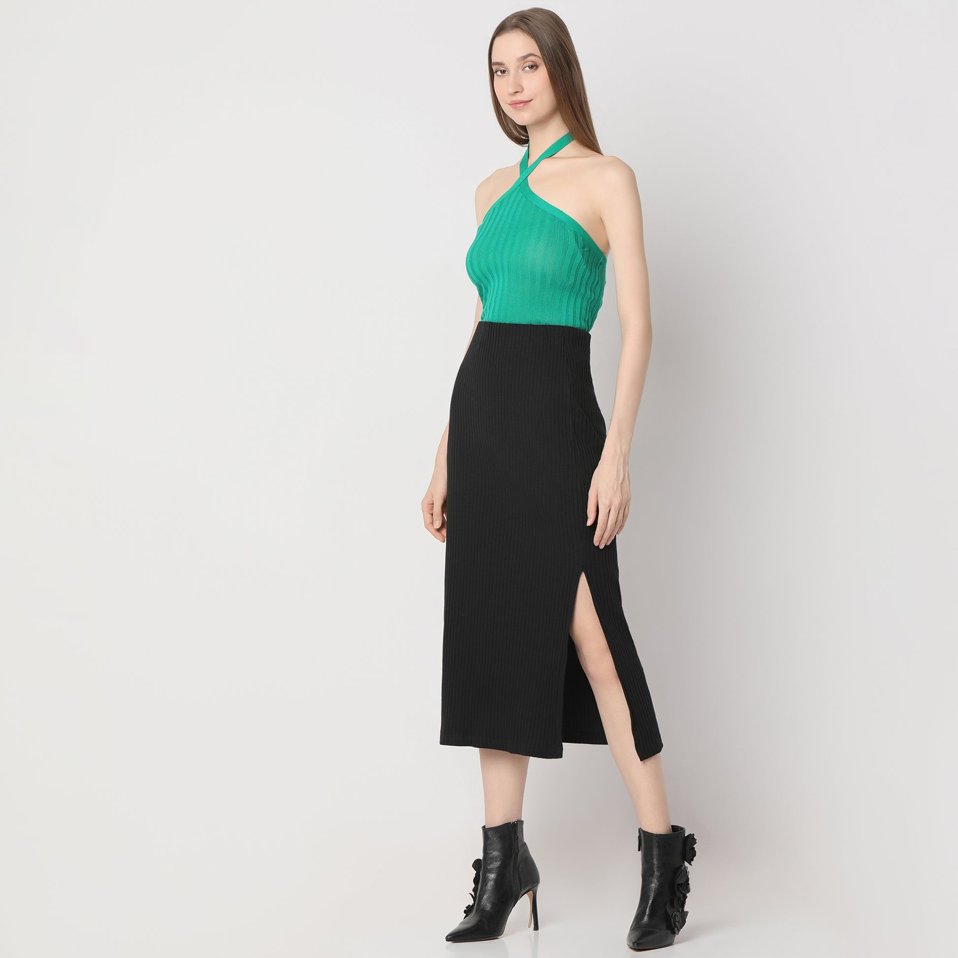 Slim Fit Solid High Rise Skirt