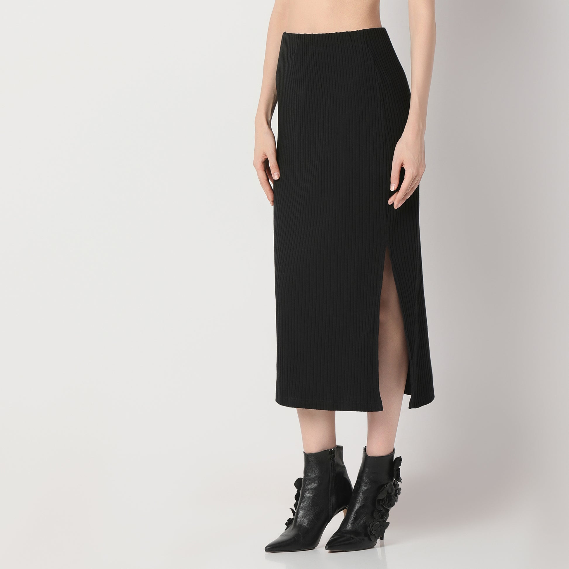 Slim Fit Solid High Rise Skirt