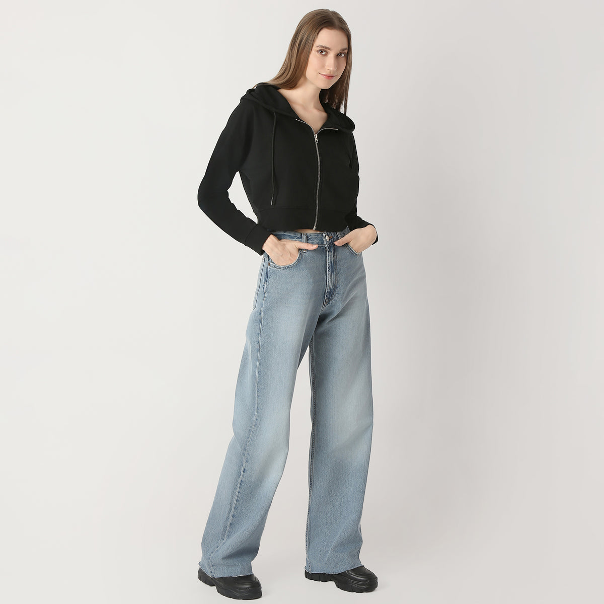 Regular Fit Solid Regular Length Sweatshirt
