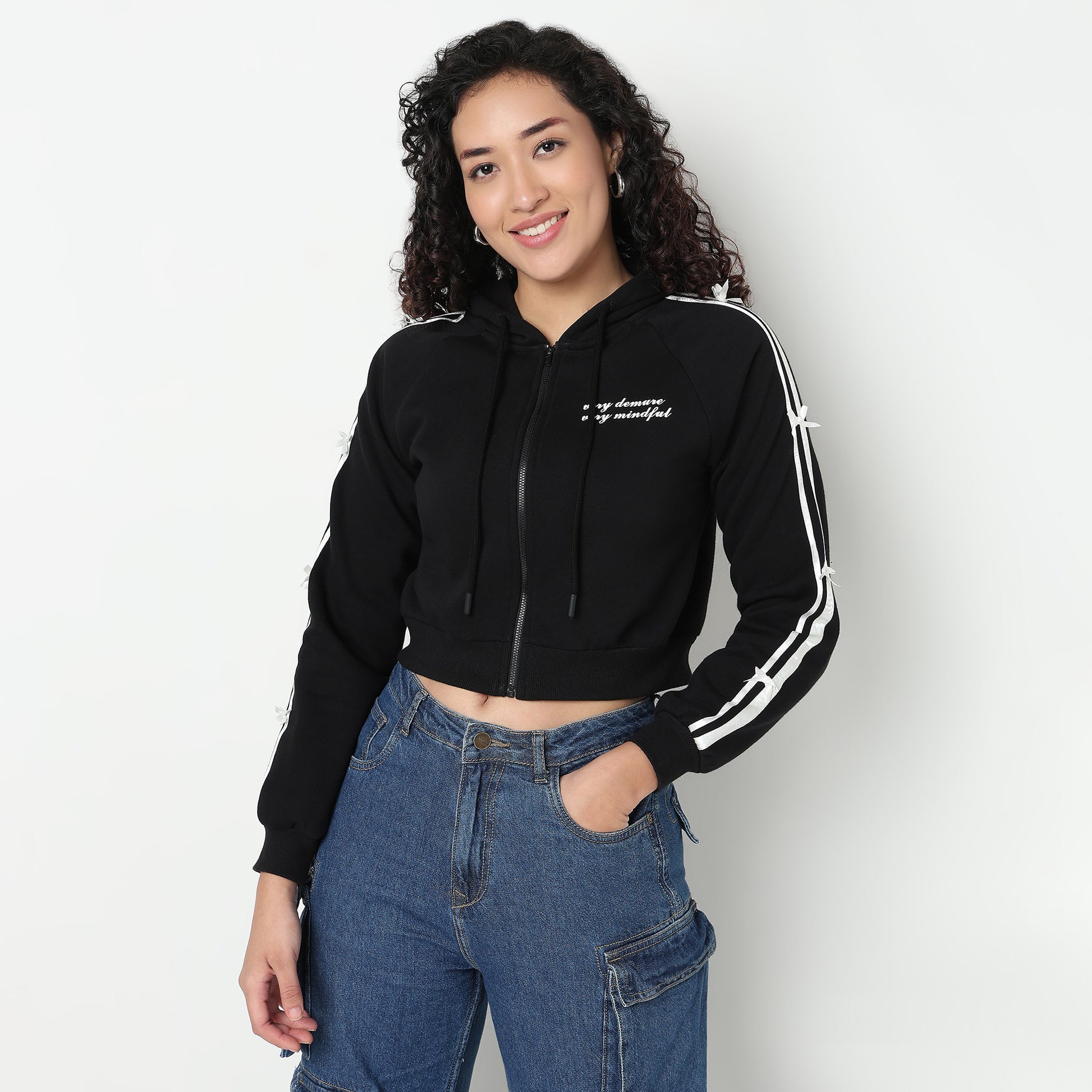 Buy Women Slim Fit Solid Full Sleeve Sweatshirt  - Style Union