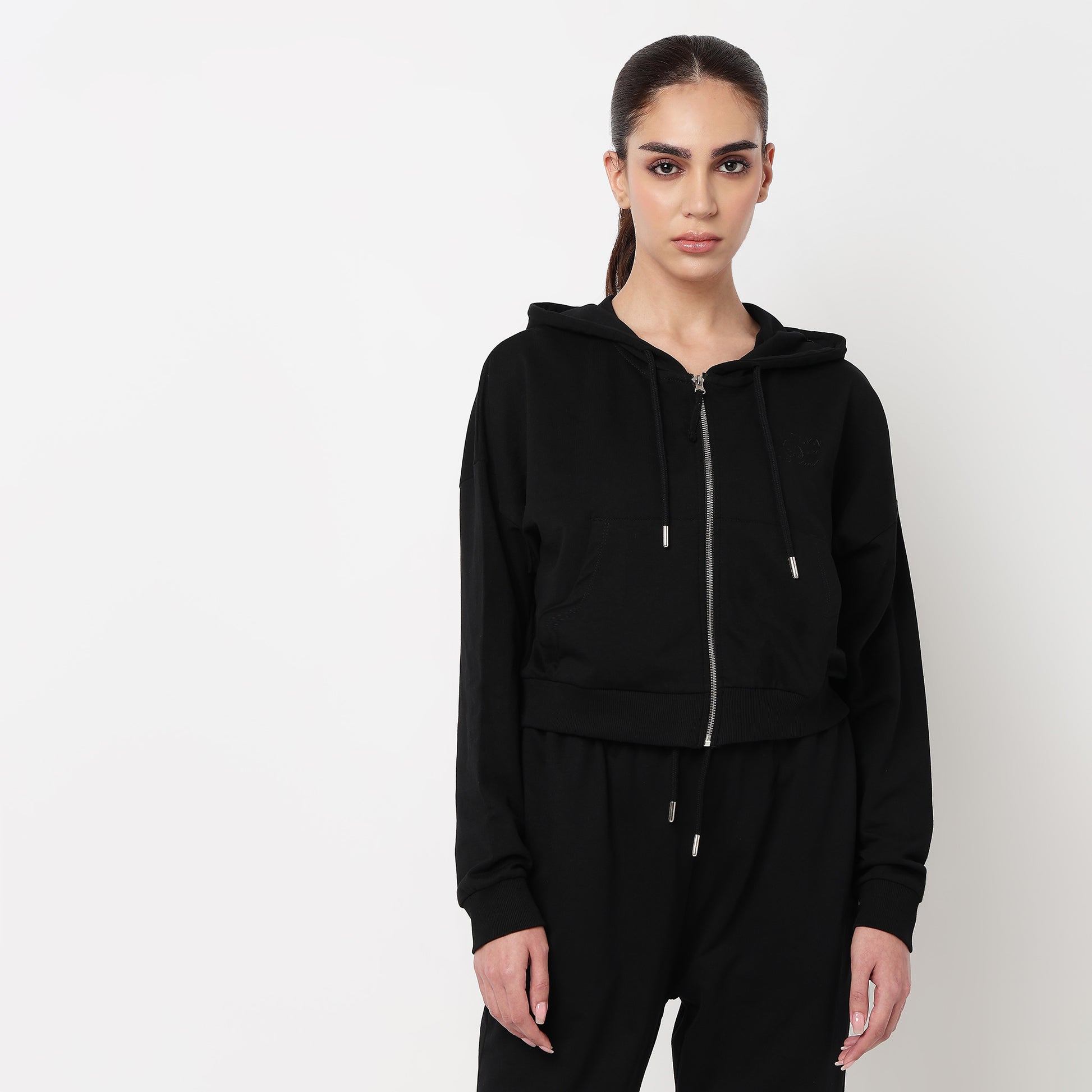 Hoodie Crop Sweatshirt With Kangaroo Pockets