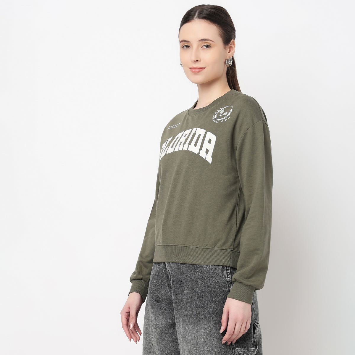 Round Neck Graphic Sweat Tee 