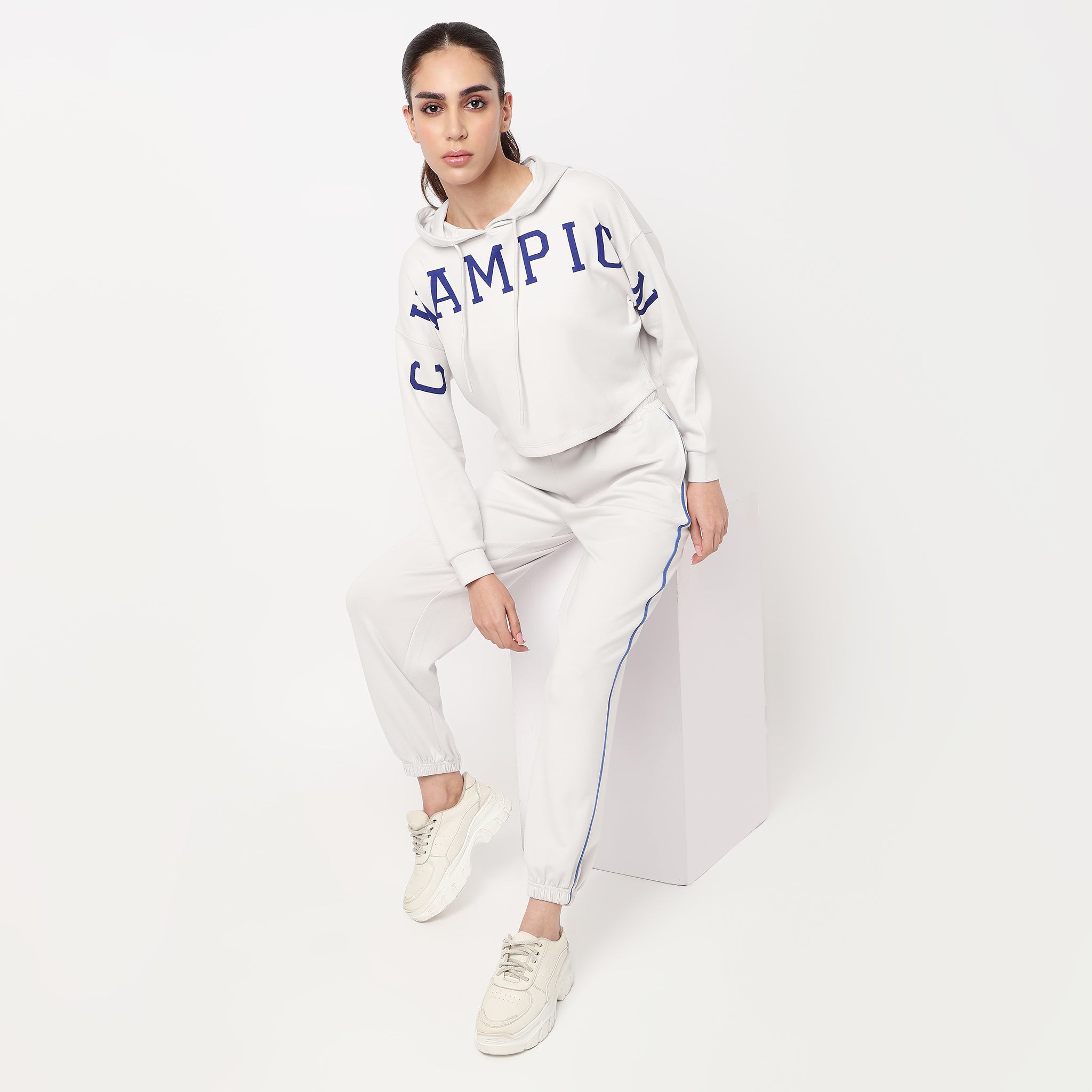 Oversize Graphic Sweat Tee