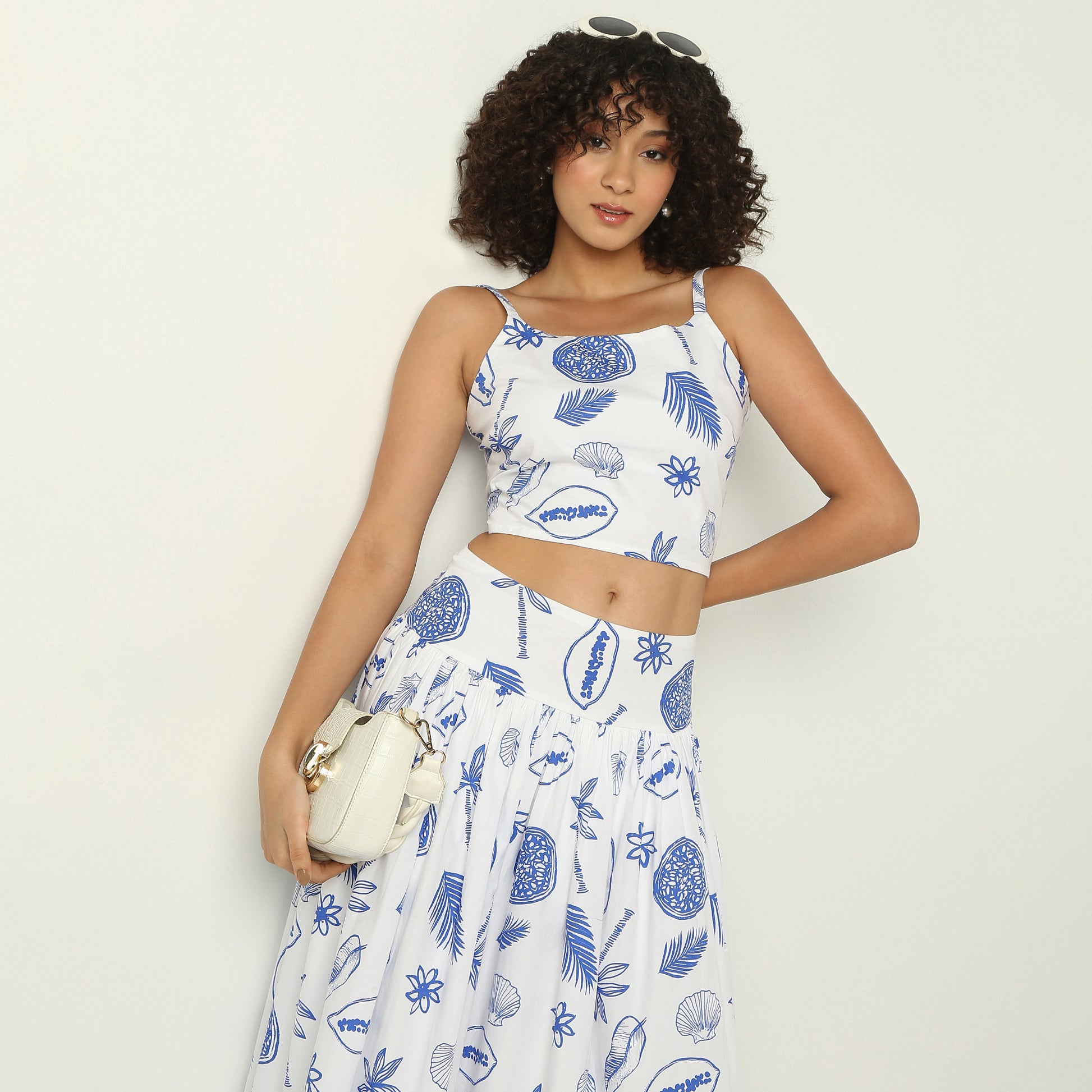 Slim Fit Tropical Square Neck Sleeveless Crop Top with Tropical Print