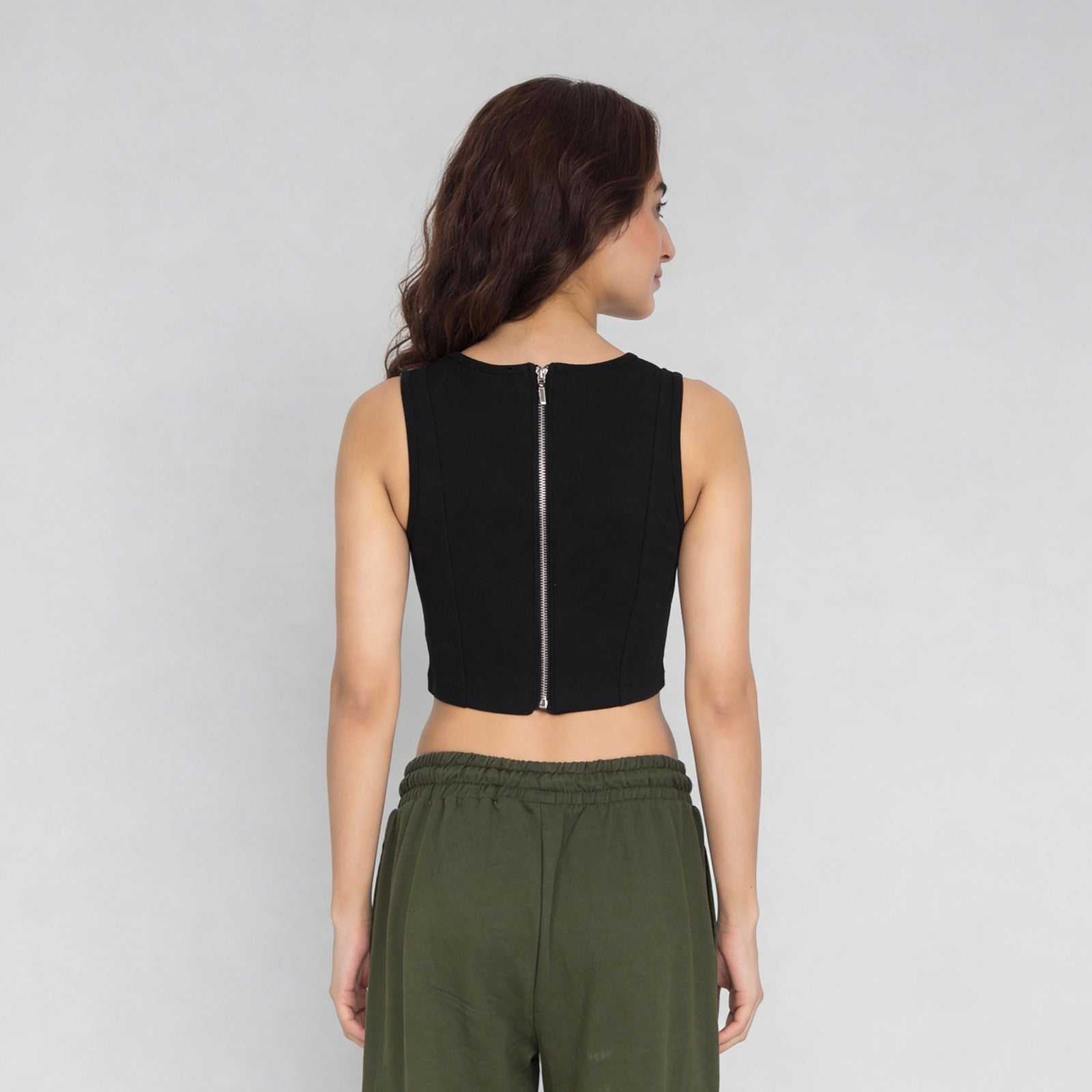 Graphic Sleeveless Crop Top