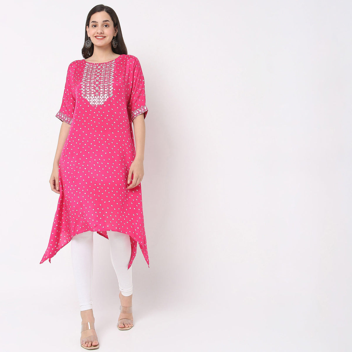 Relaxed Fit Embroidered Kurta