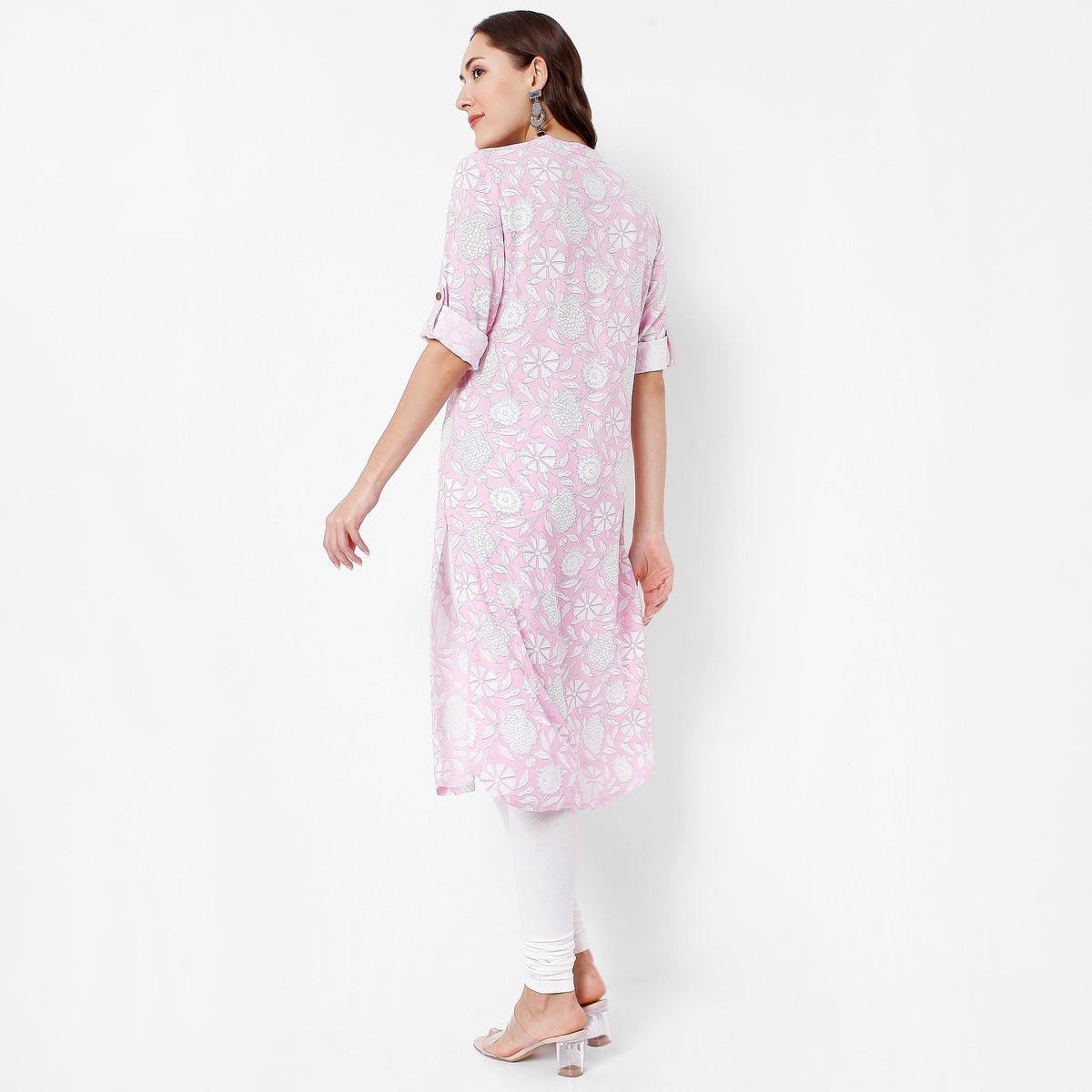 Women Wearing Regular Fit Floral Kurta