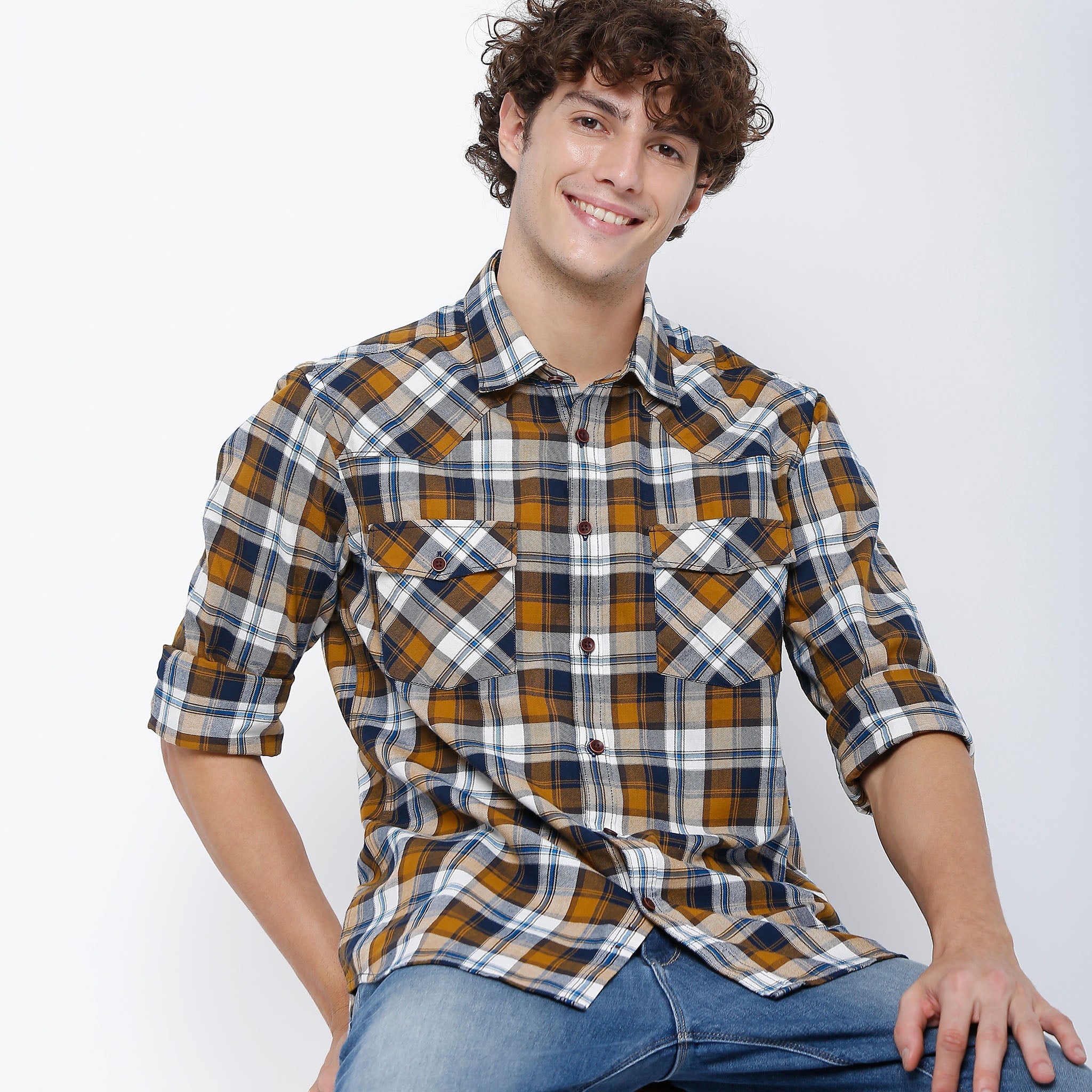 Men Wearing Regular Fit Checkered Casual Shirt