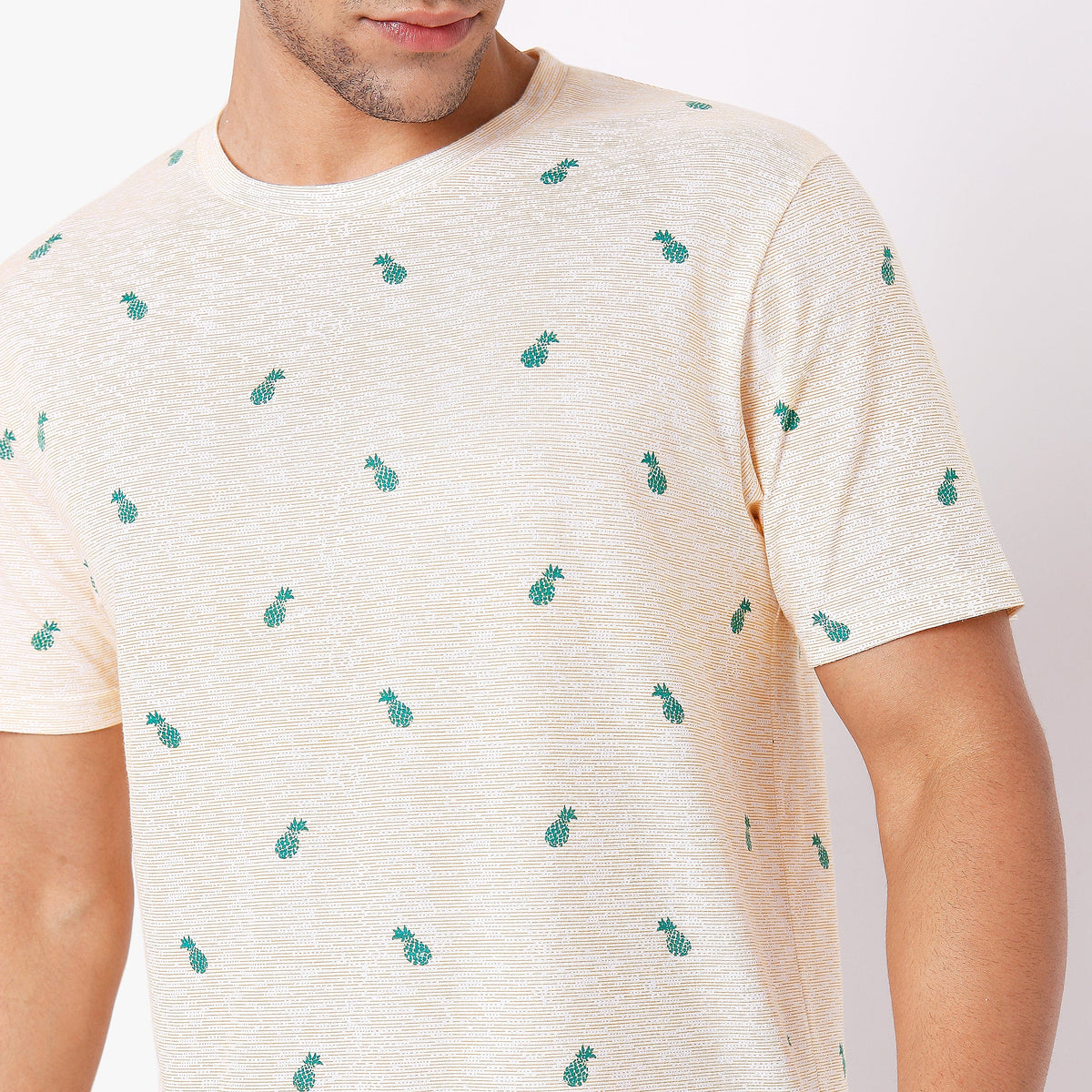 Men Wearing Regular Fit Printed T-Shirt