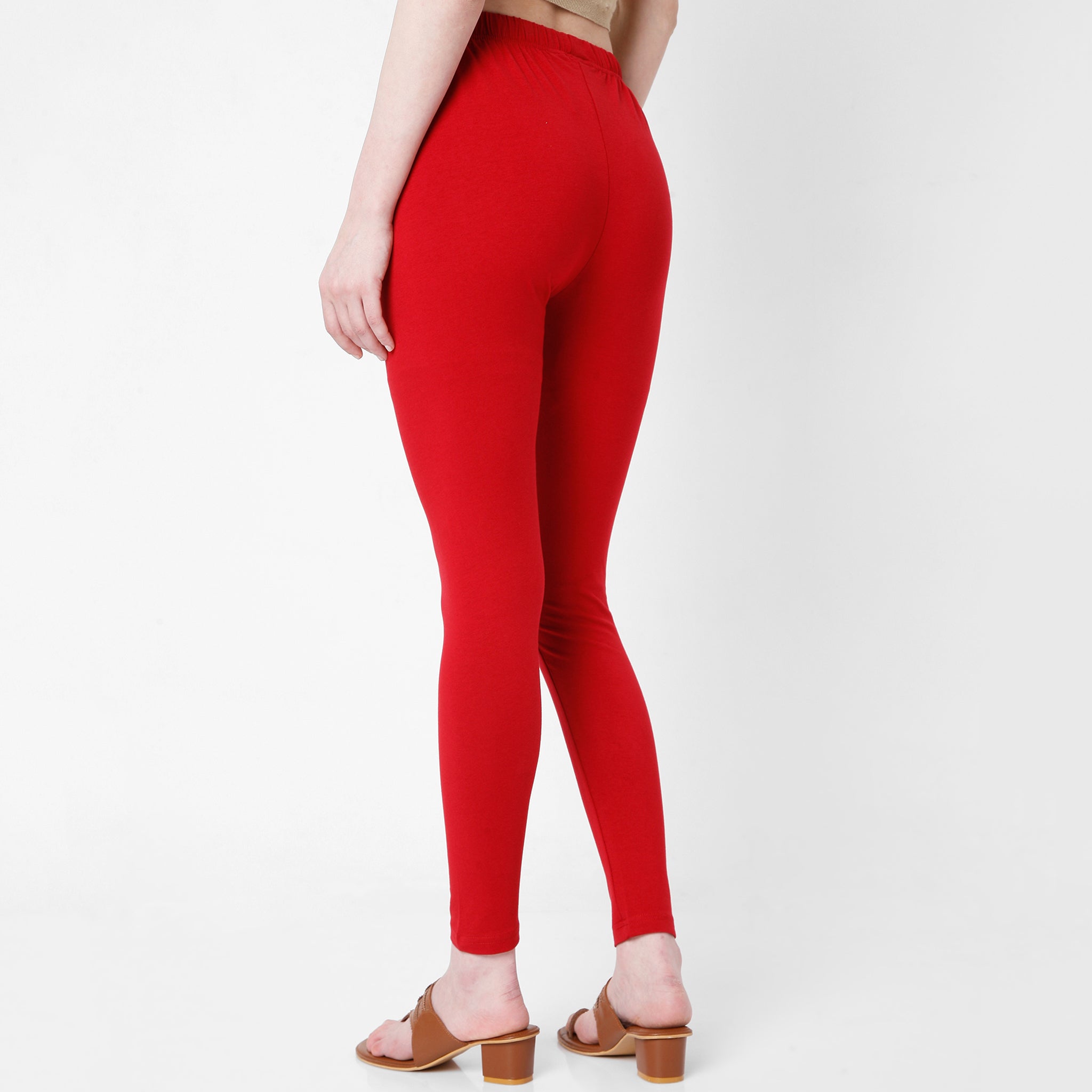 Straight Fit Solid Mid Rise Leggings