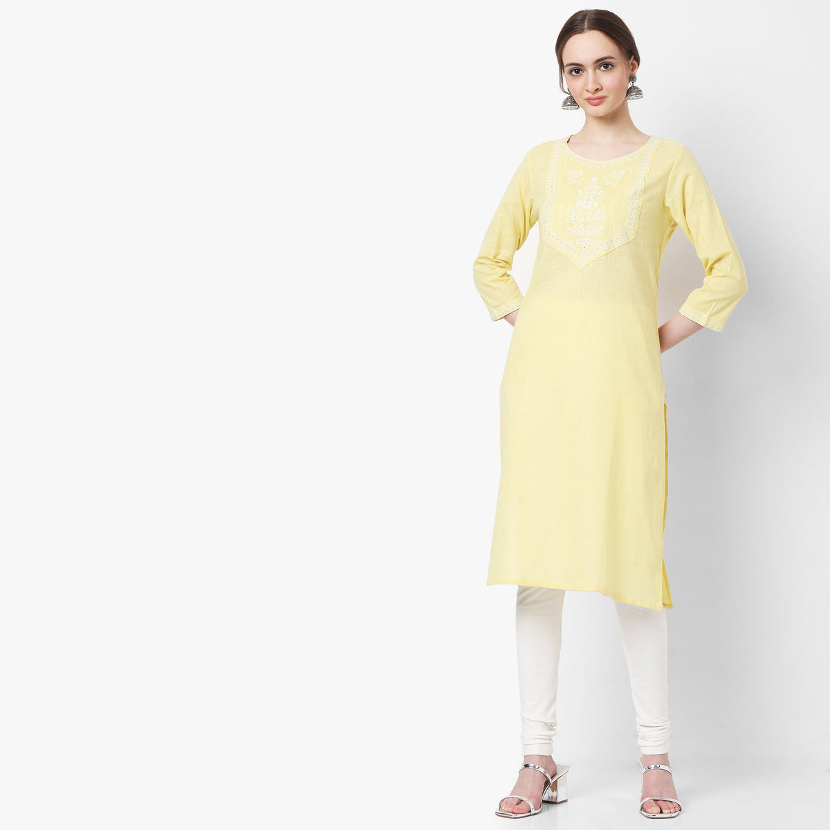 Women Wearing Regular Fit Embroidered Kurta