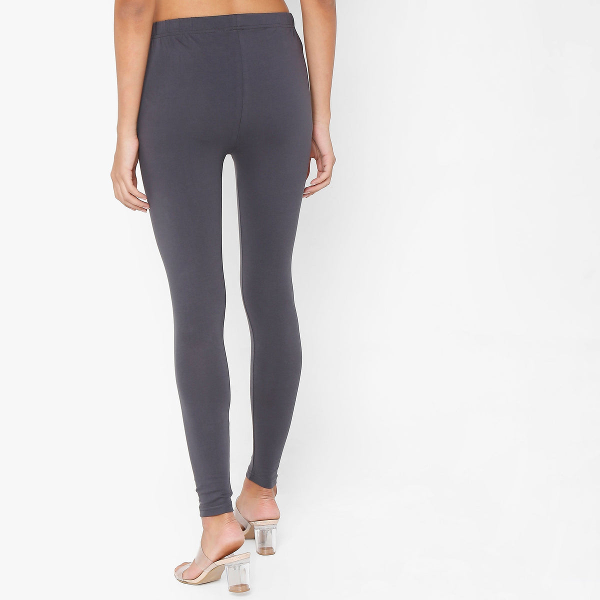 Straight Fit Solid Mid Rise Leggings