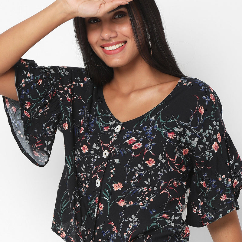 Women Wearing Regular Fit Printed Top