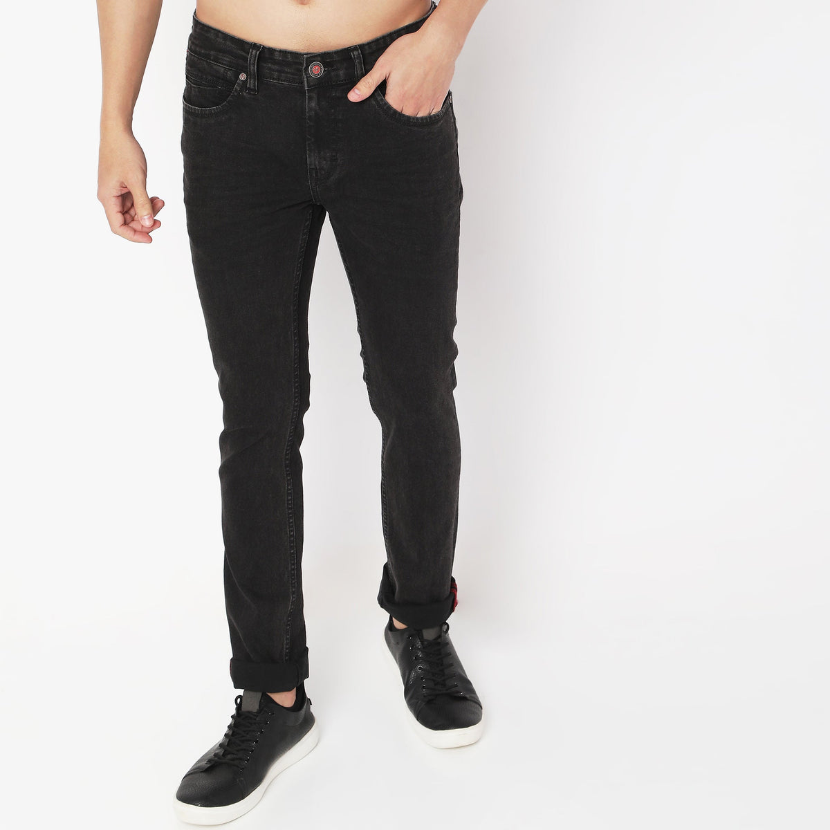 Straight Fit Solid Mid Rise Jeans