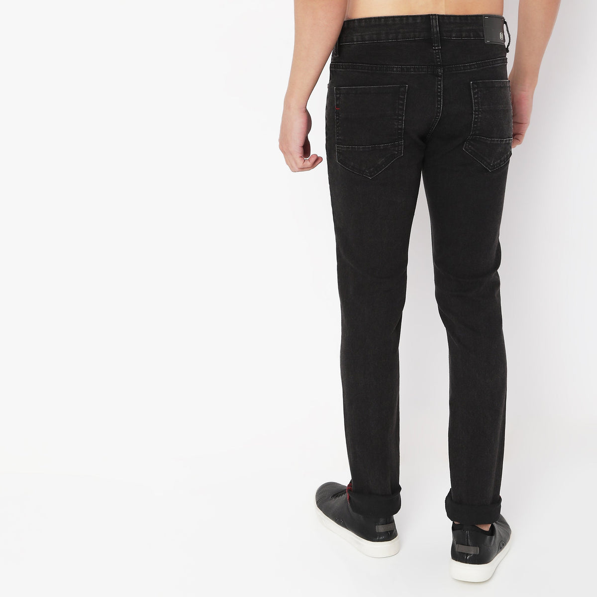 Straight Fit Solid Mid Rise Jeans