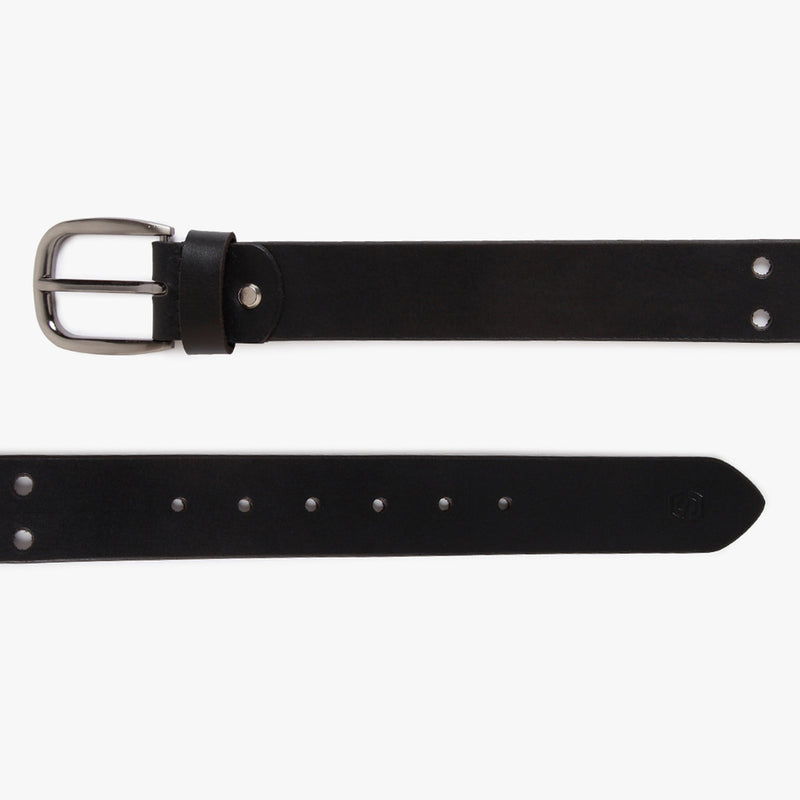 Men Wearing Genuine Leather Black Belts