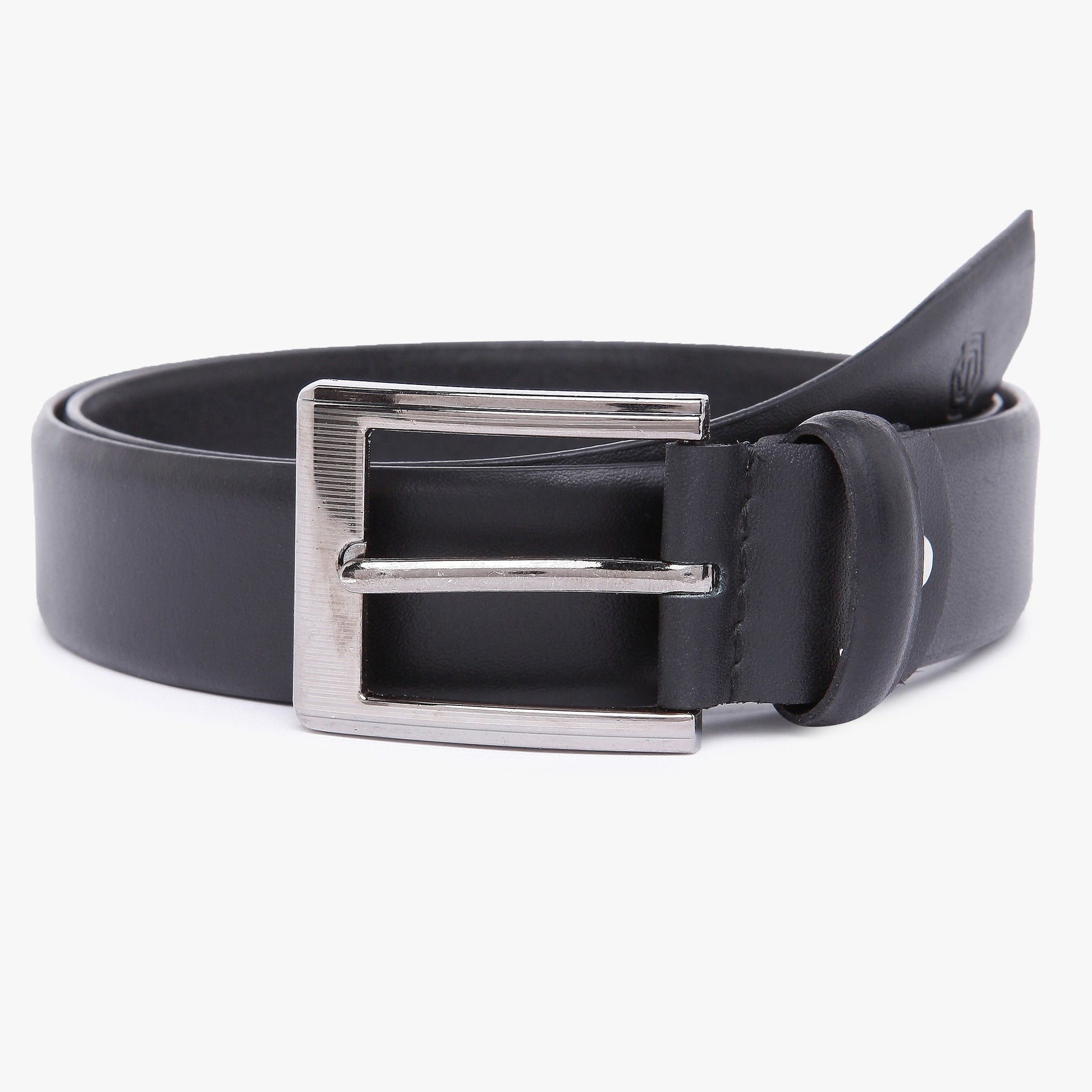 Men Wearing Genuine Leather Black Belts