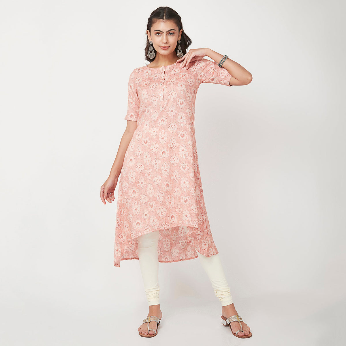 Women Wearing Regular Fit Printed Kurta