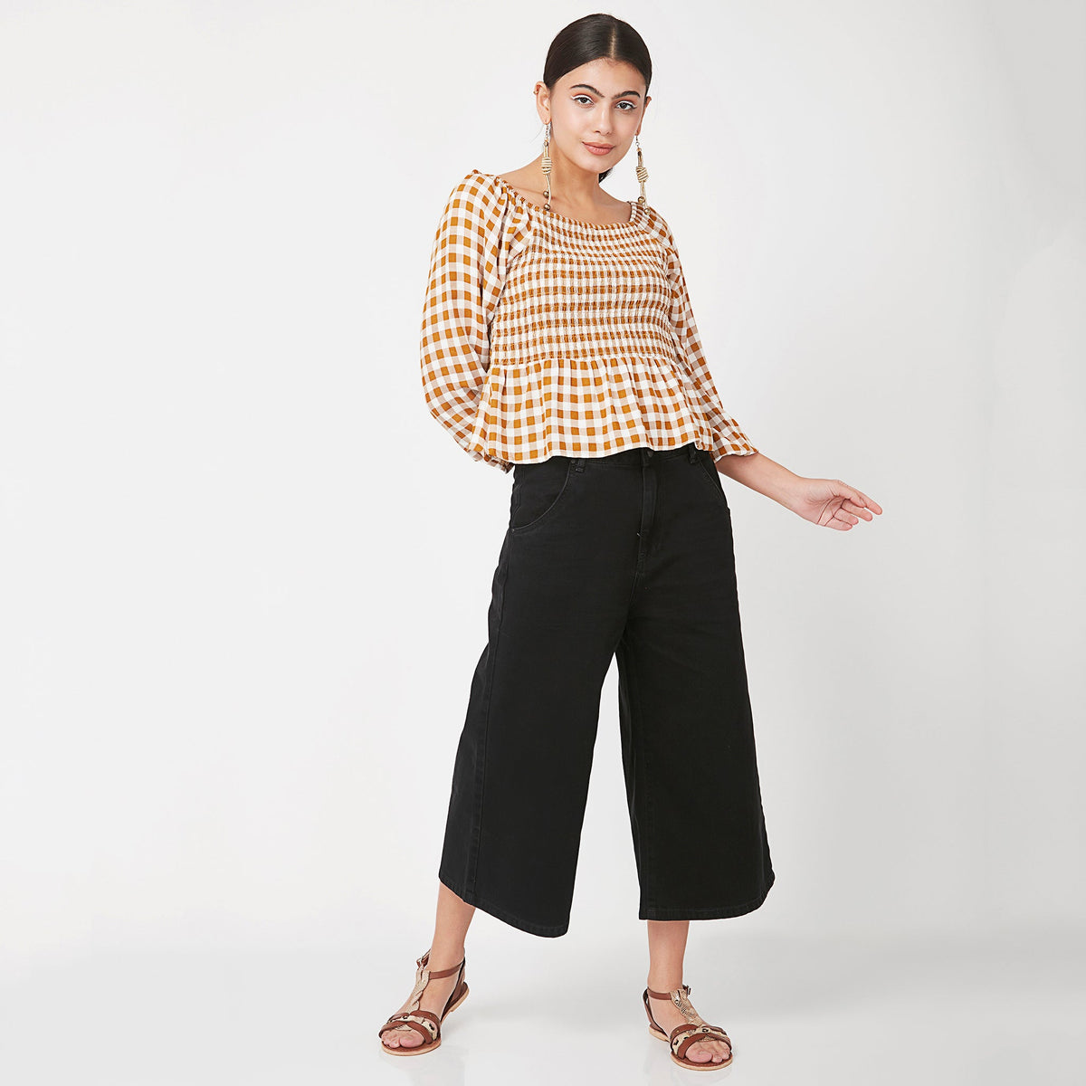 Women Wearing Regular Fit Checkered Top