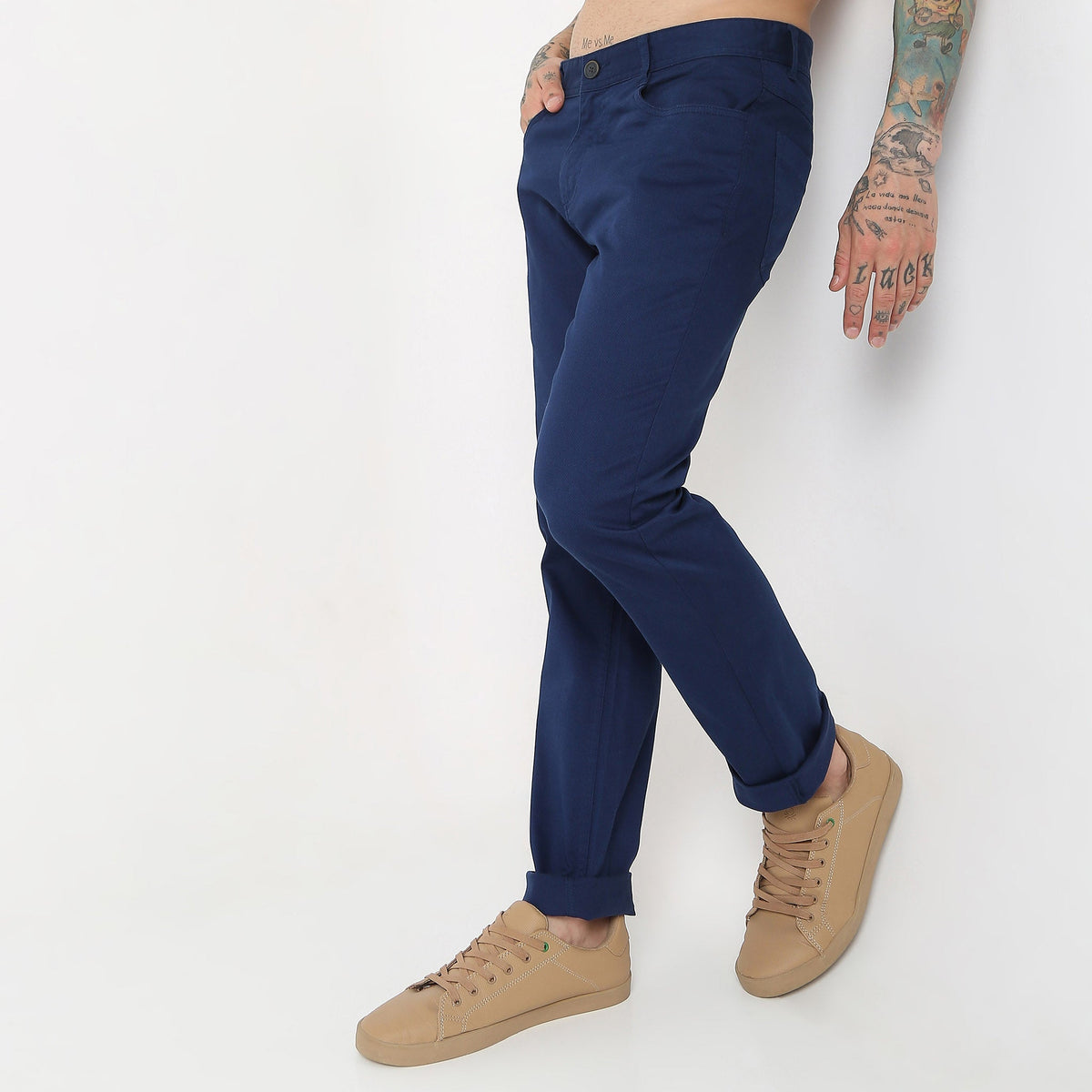 Regular Fit Solid Mid Rise Trousers