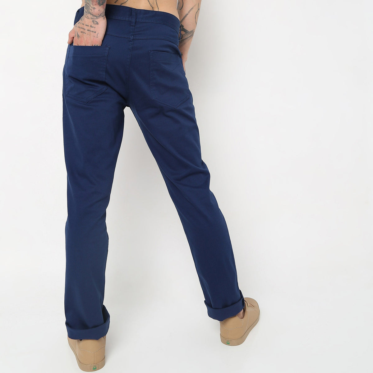 Regular Fit Solid Mid Rise Trousers