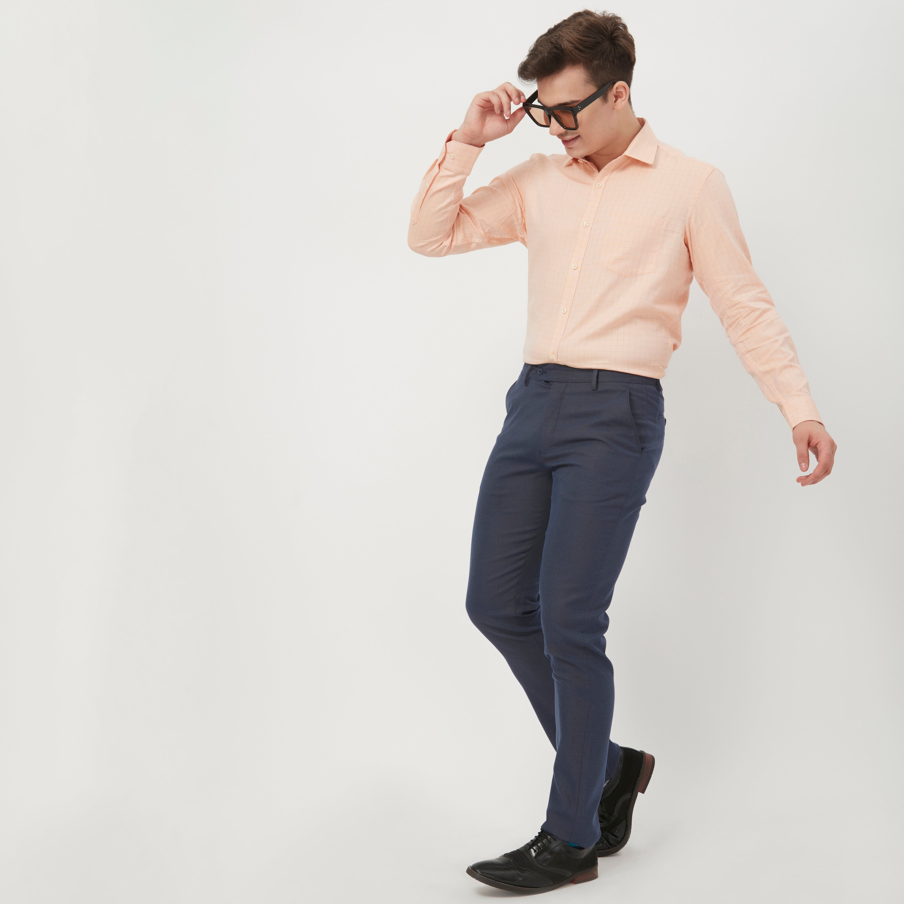 Buy Men Brooklyn Fit Cotton Stretch Trouser Online | Indian Terrain