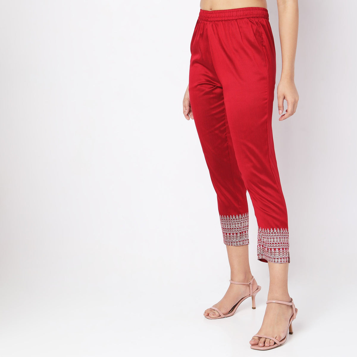 Slim Fit Printed Mid Rise Pants