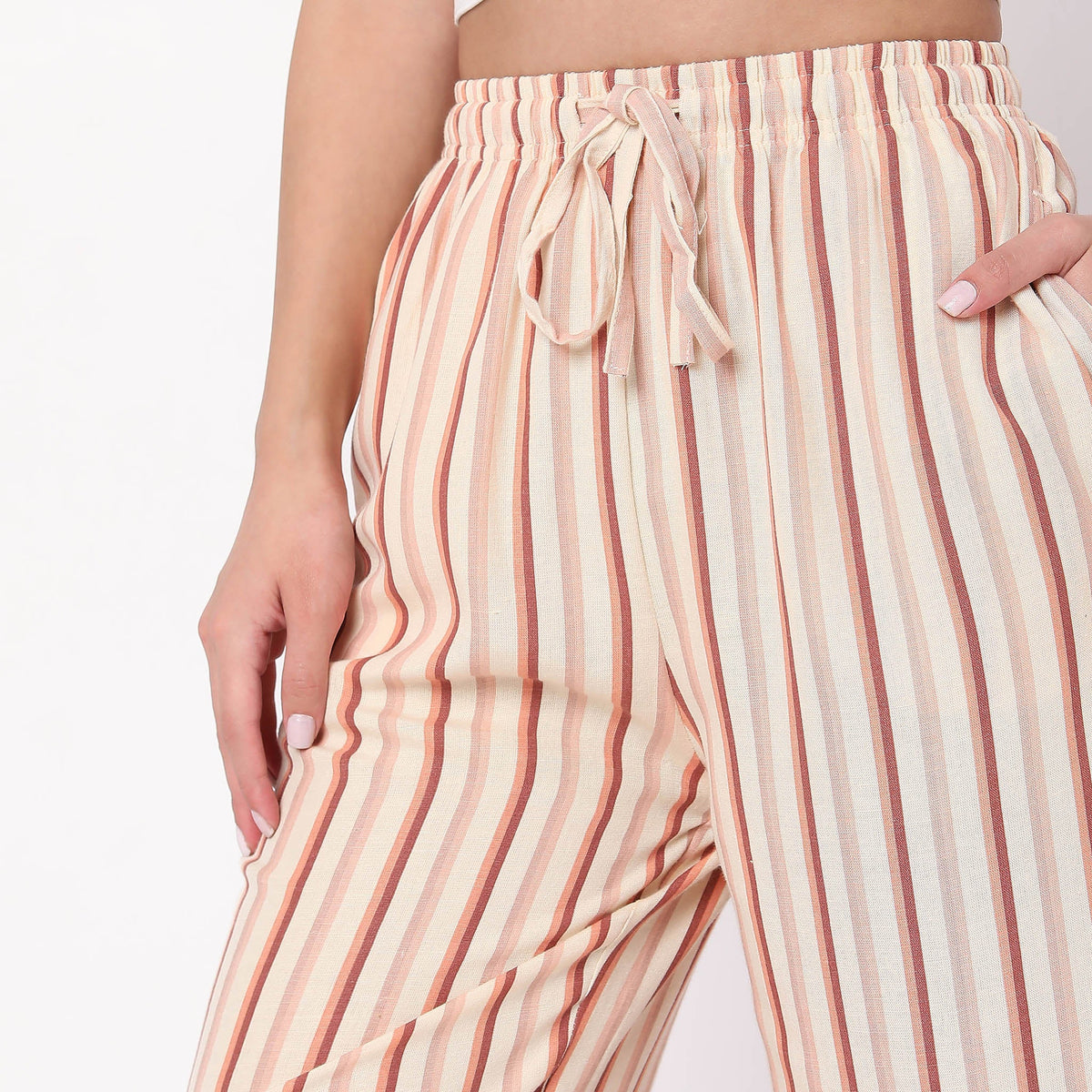 Women Wearing Regular Fit Striped Mid Rise Palazzo