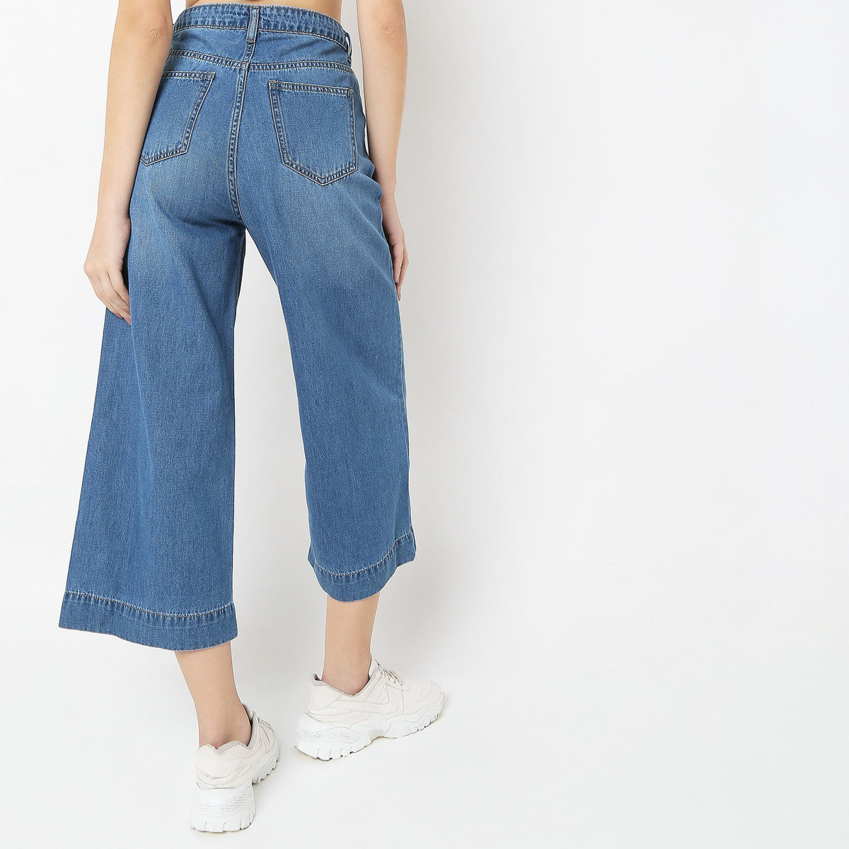 Regular Fit Solid Jeans