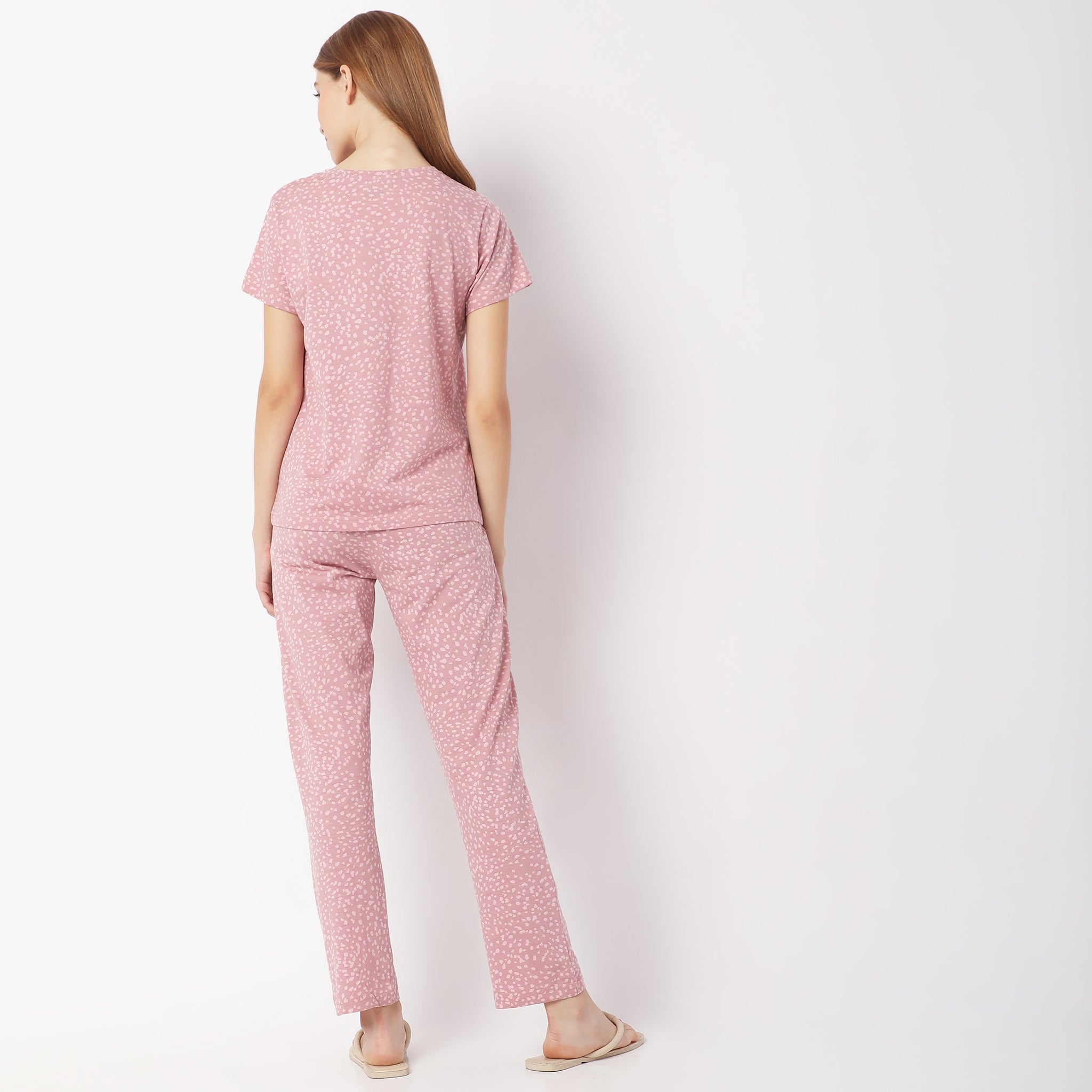 Women Wearing Regular Fit Printed Sleepwear Set