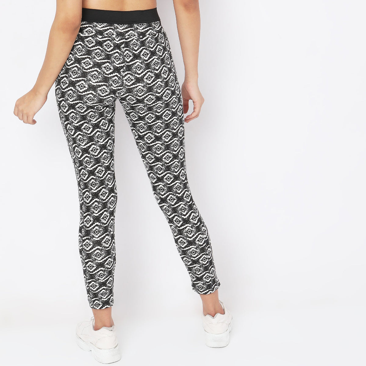 Skinny Fit Printed Mid Rise Jeggings