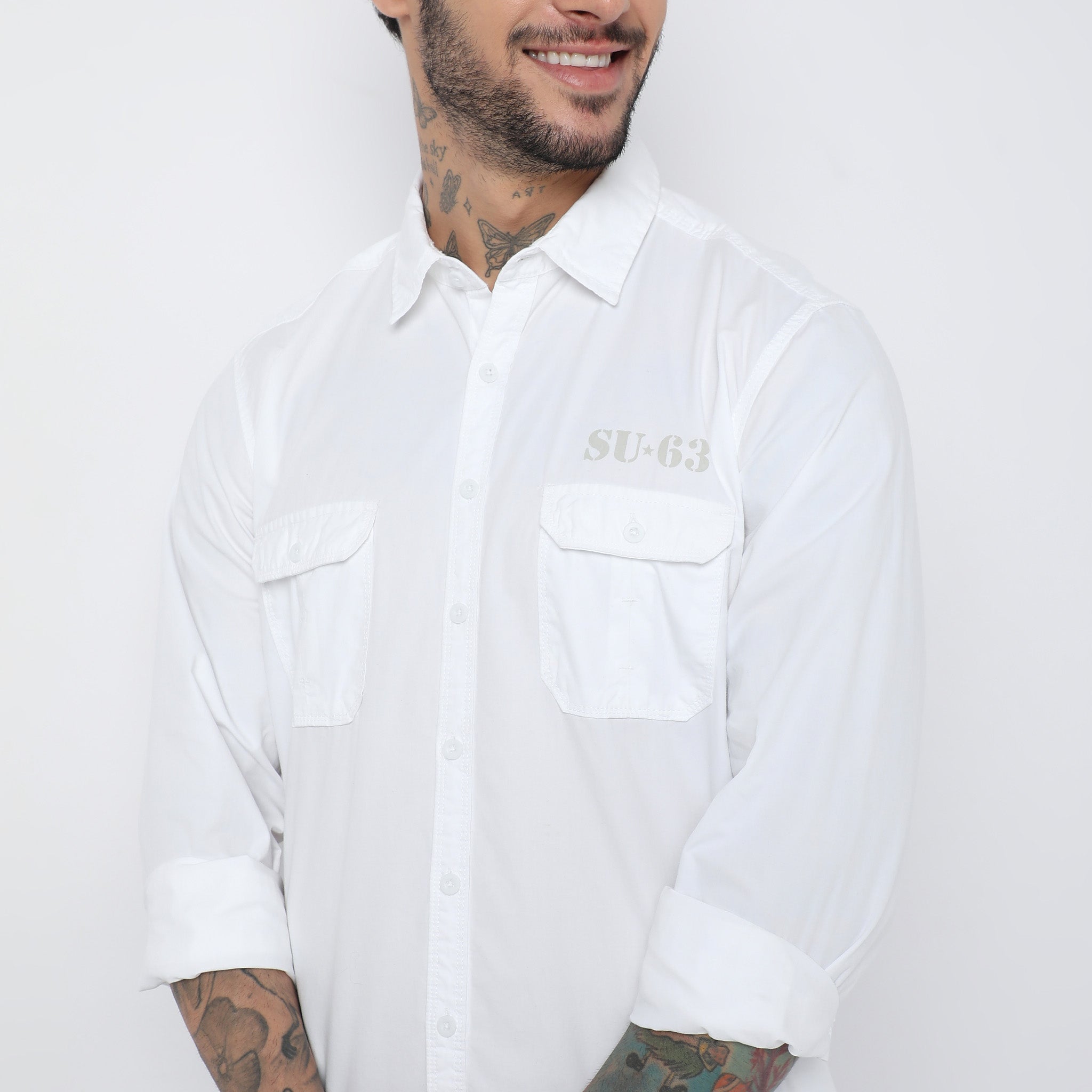 Men Wearing Slim Fit Solid Shirt