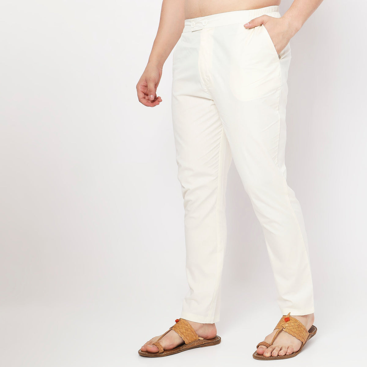 Slim Fit Solid Mid Rise Trousers