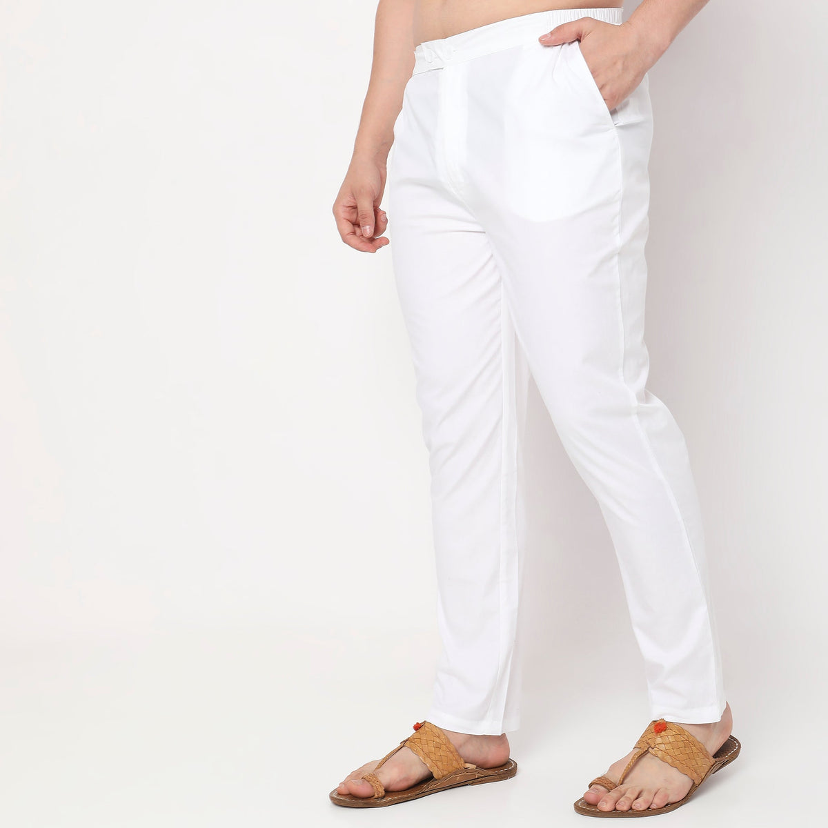 Slim Fit Solid Mid Rise Trousers